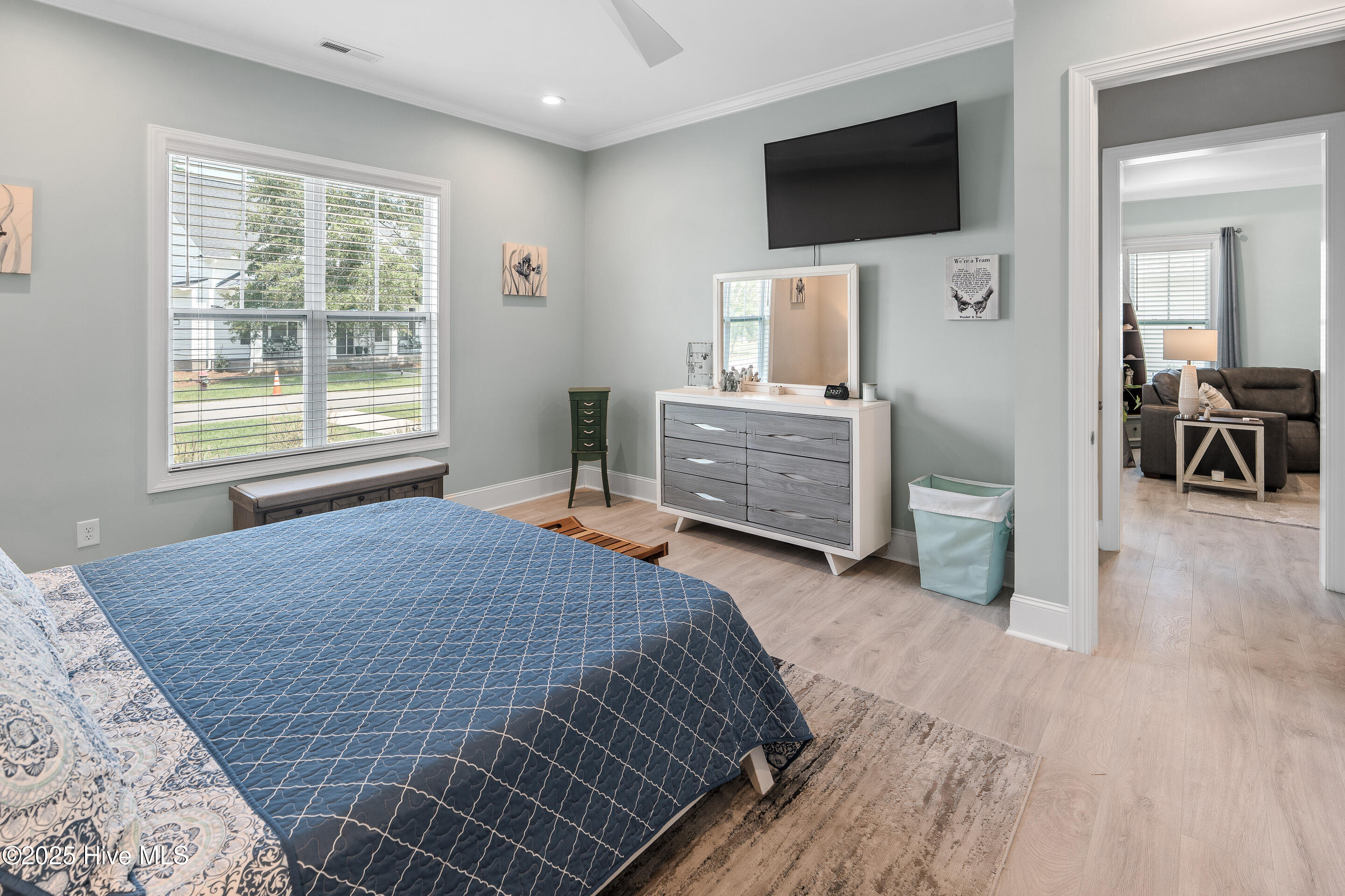 100526506 | Photo 12