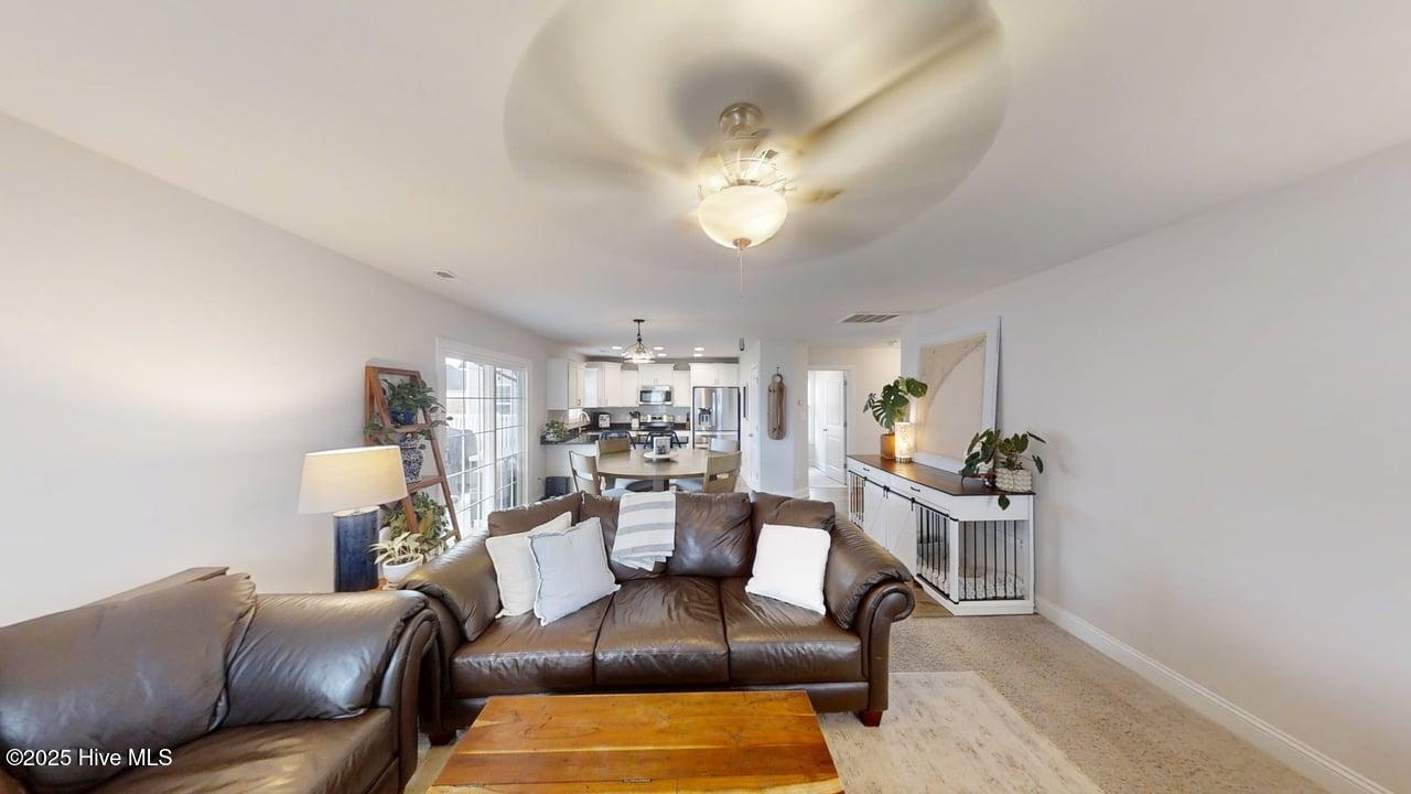 100539509 | Photo 36