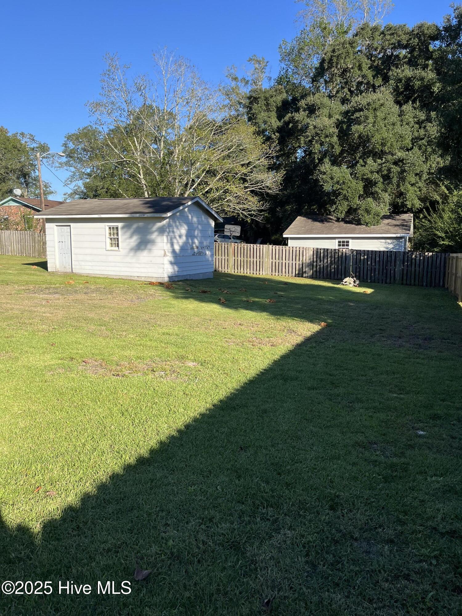 100536383 | Photo 39