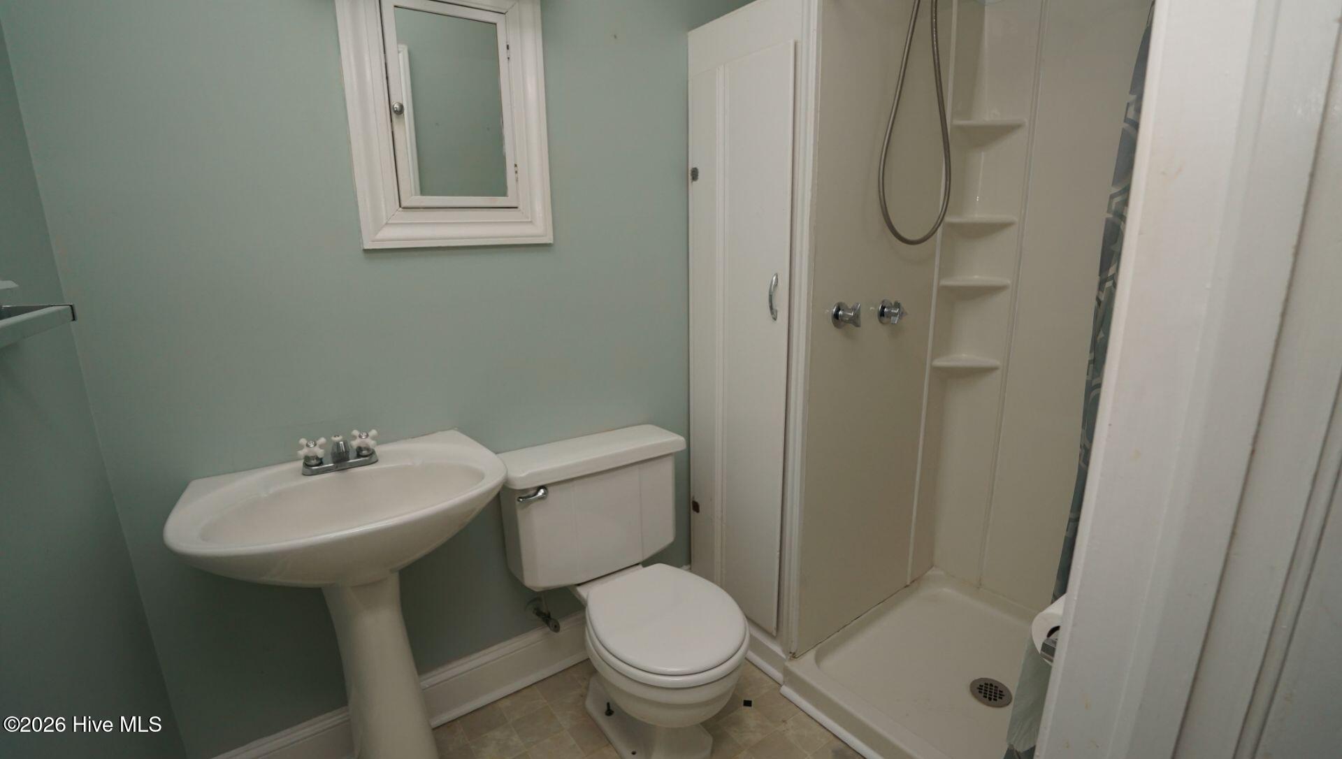 100547653 | Photo 14