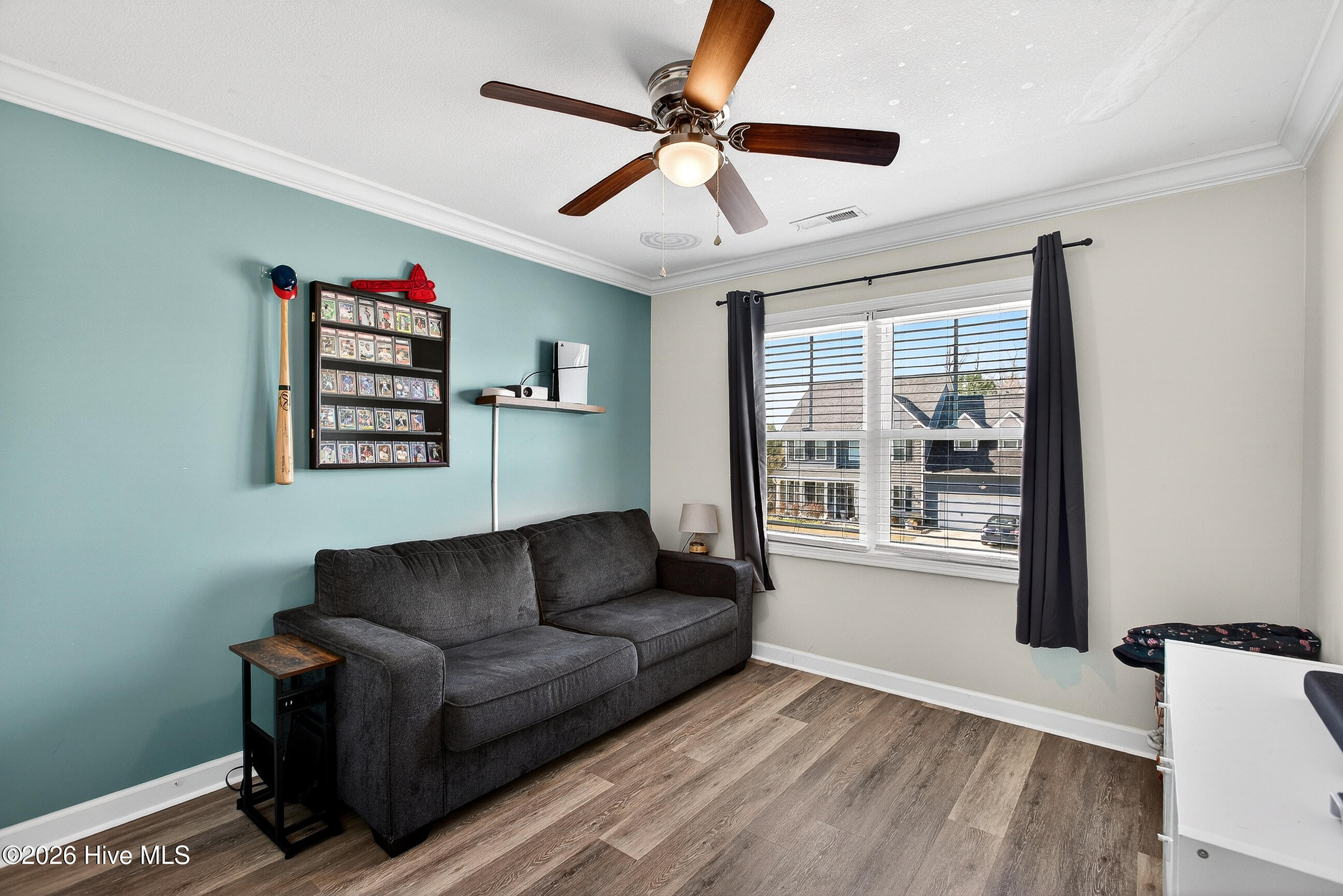 100562931 | Photo 21