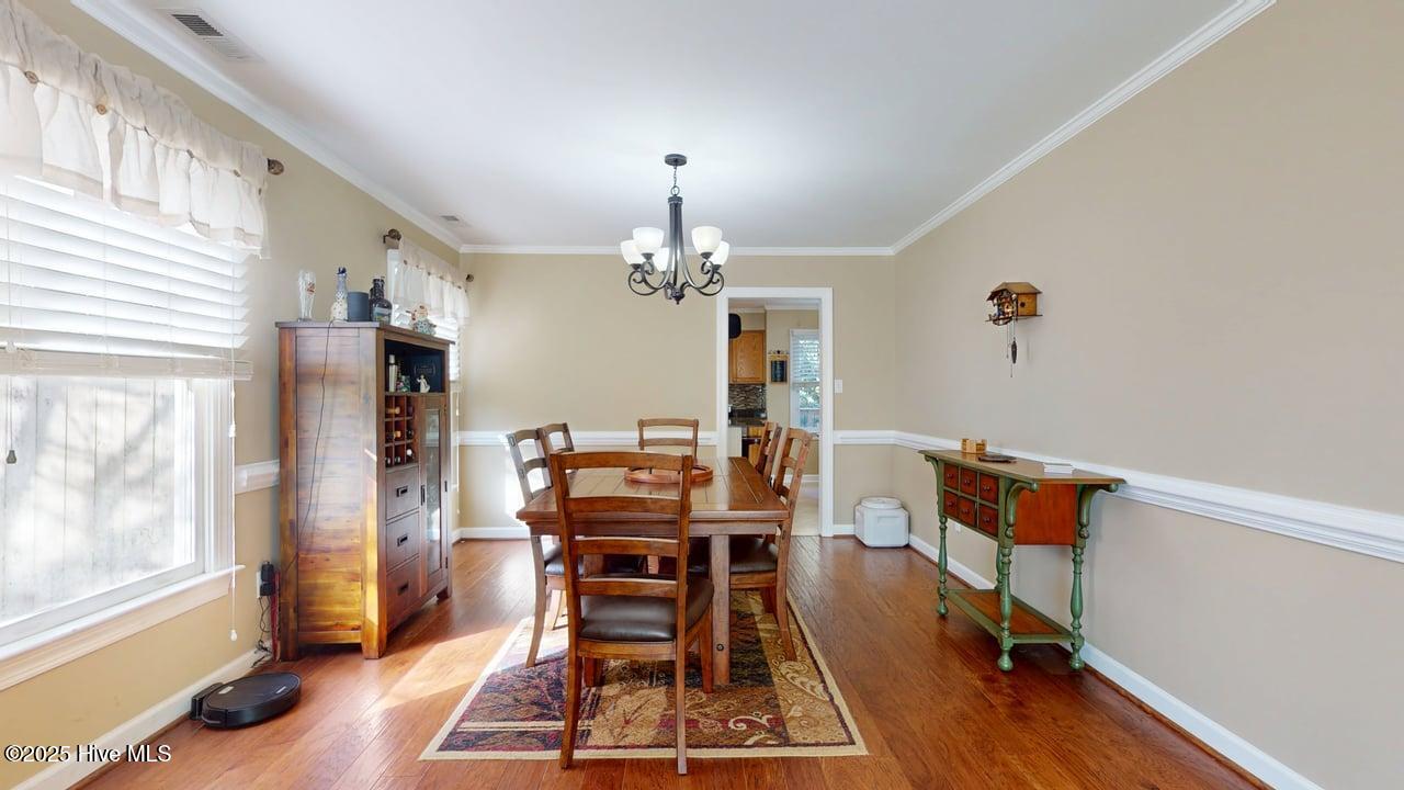 100541217 | Photo 11