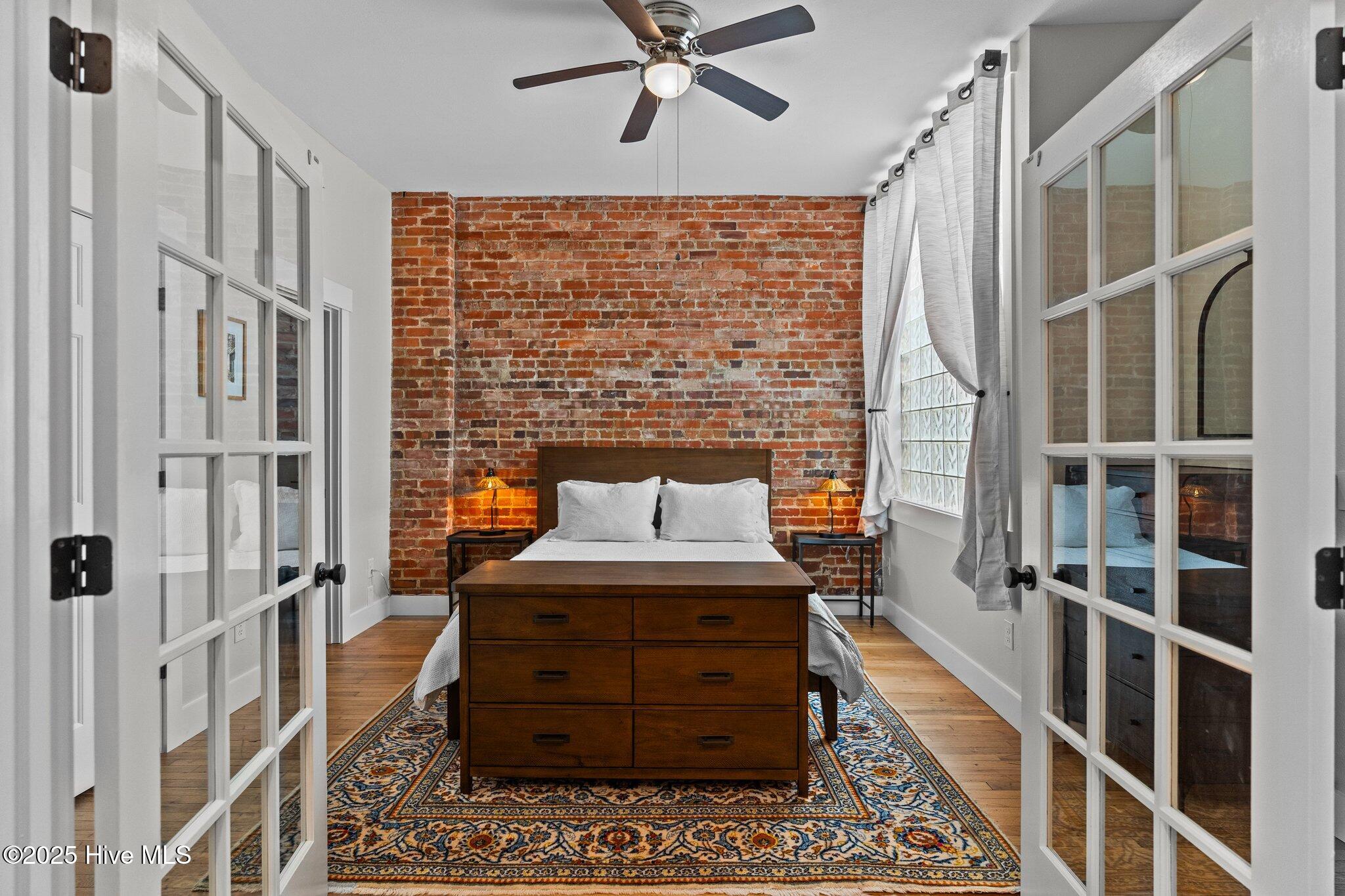 100543966 | Photo 21