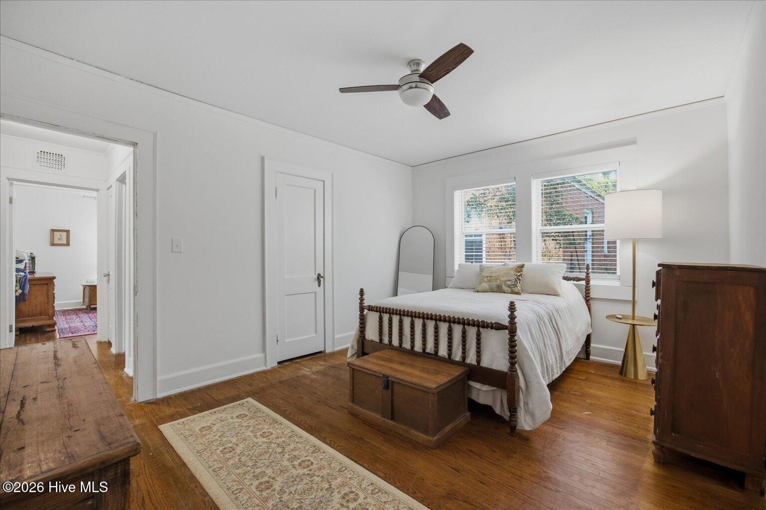 100557865 | Photo 16