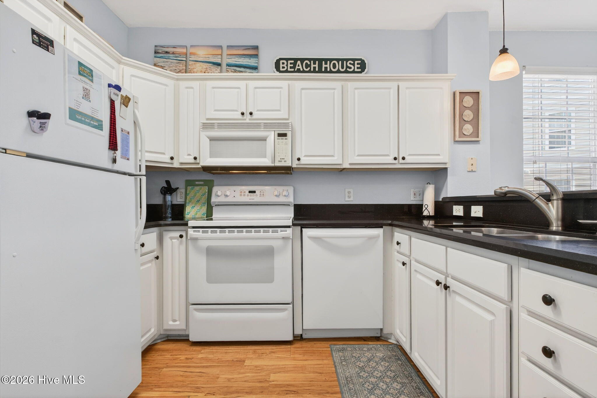 100559381 | Photo 12