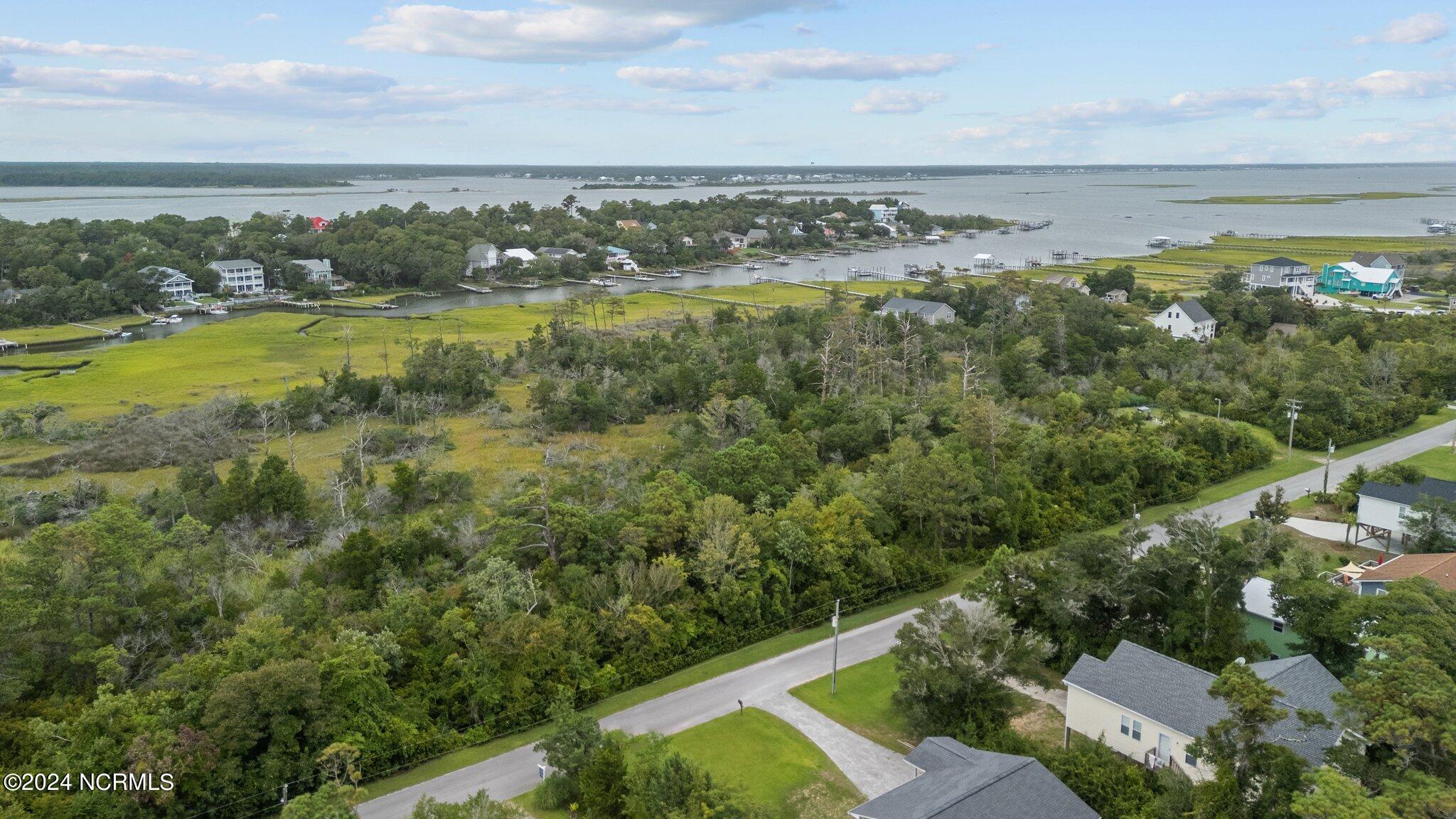 100459830 | Photo 21