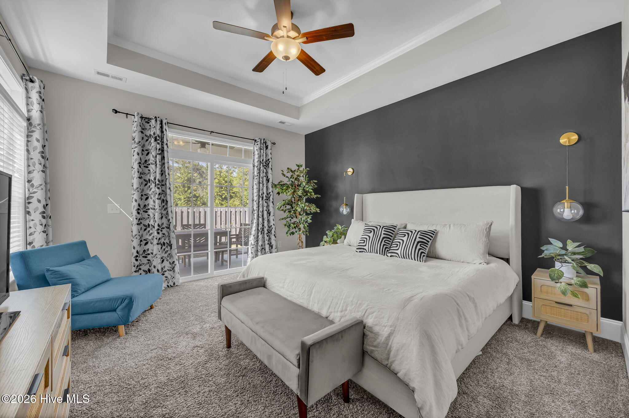 100564994 | Photo 15