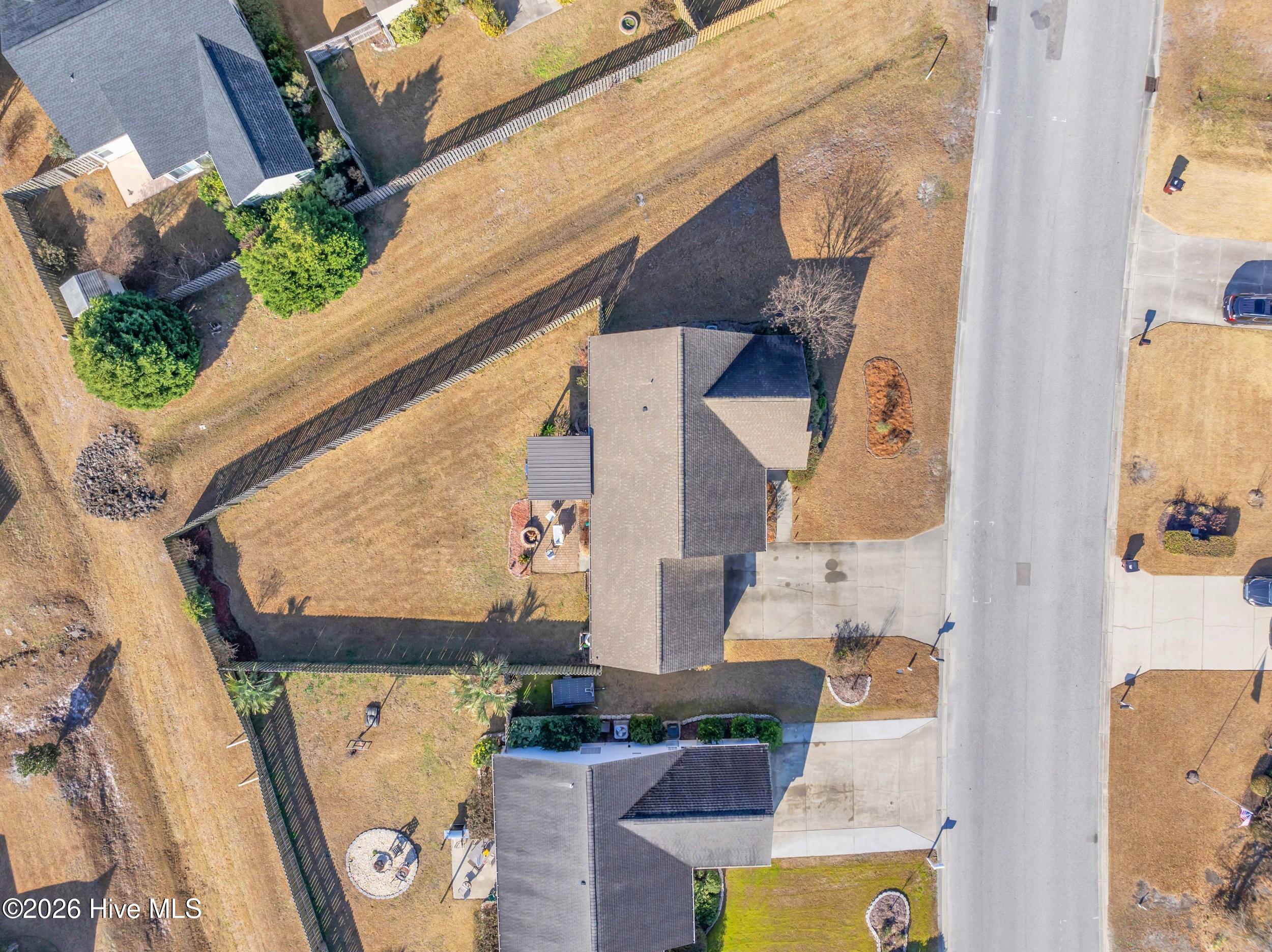 100548167 | Photo 42