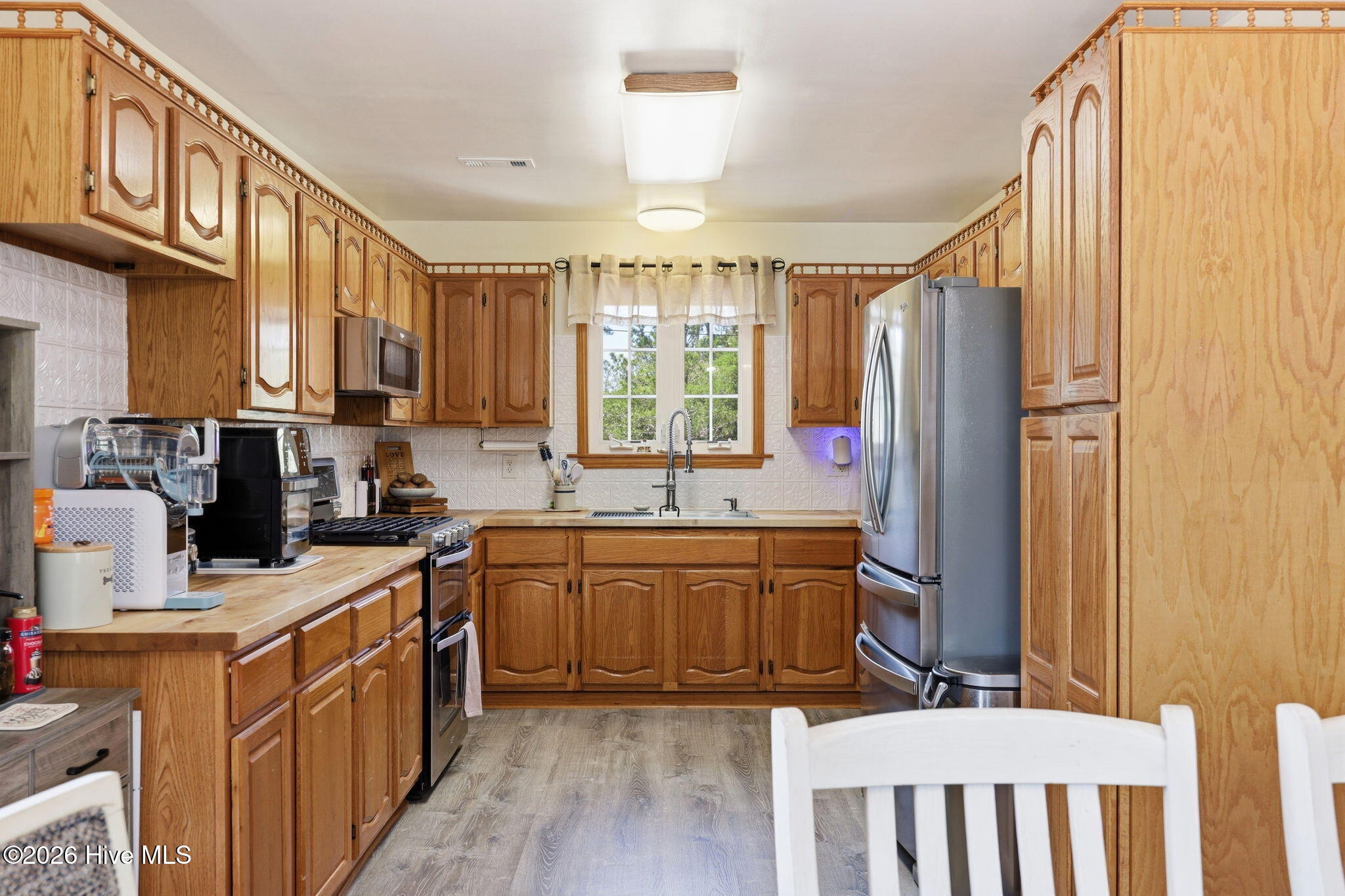 1556 Kitchen
