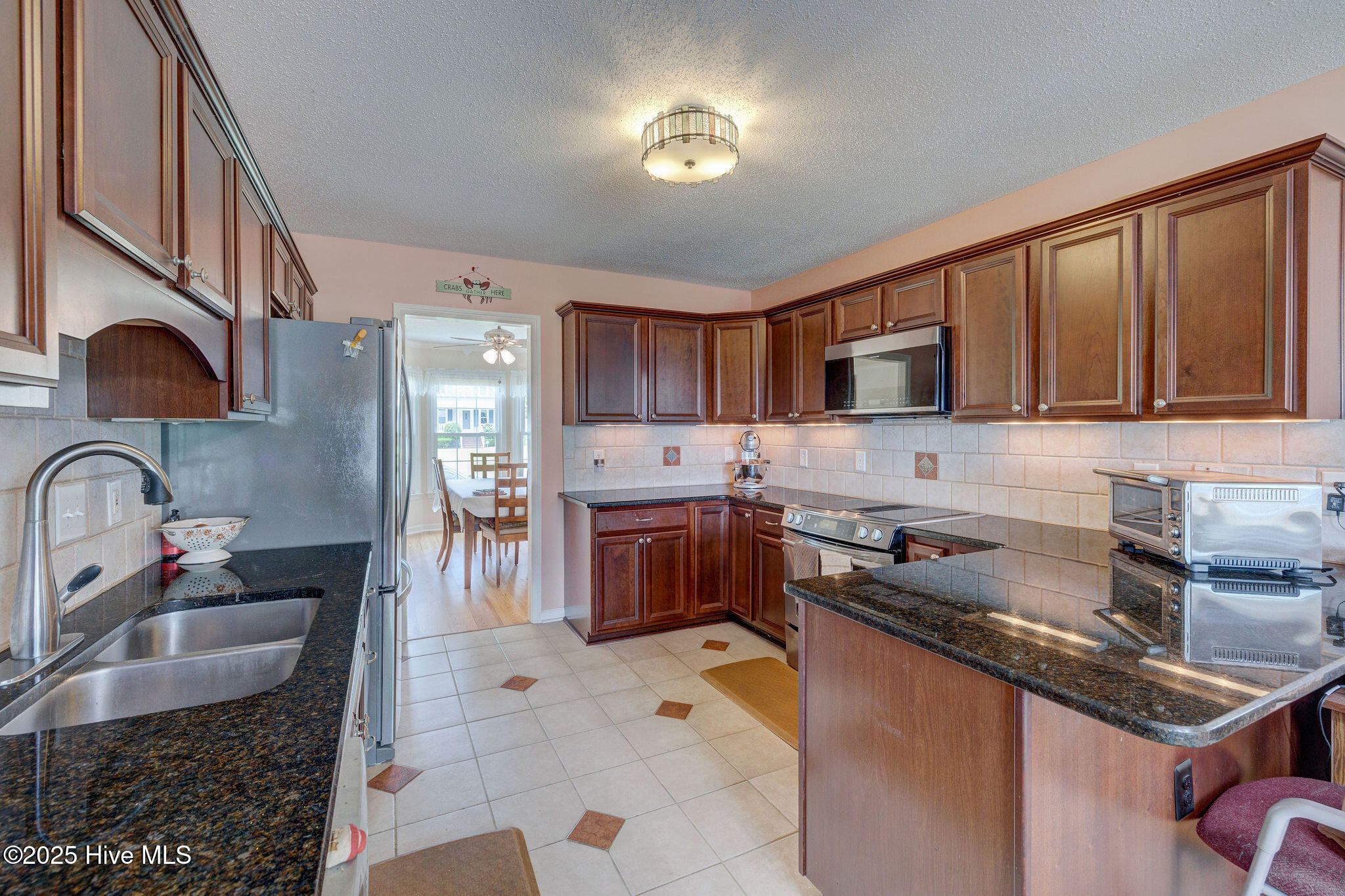 508 N Green Meadows Drive, Wilmington, NC 28405 – photo 11: 508NGreenMeadowsDrive-35