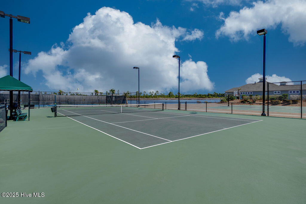 100529139 | Photo 55