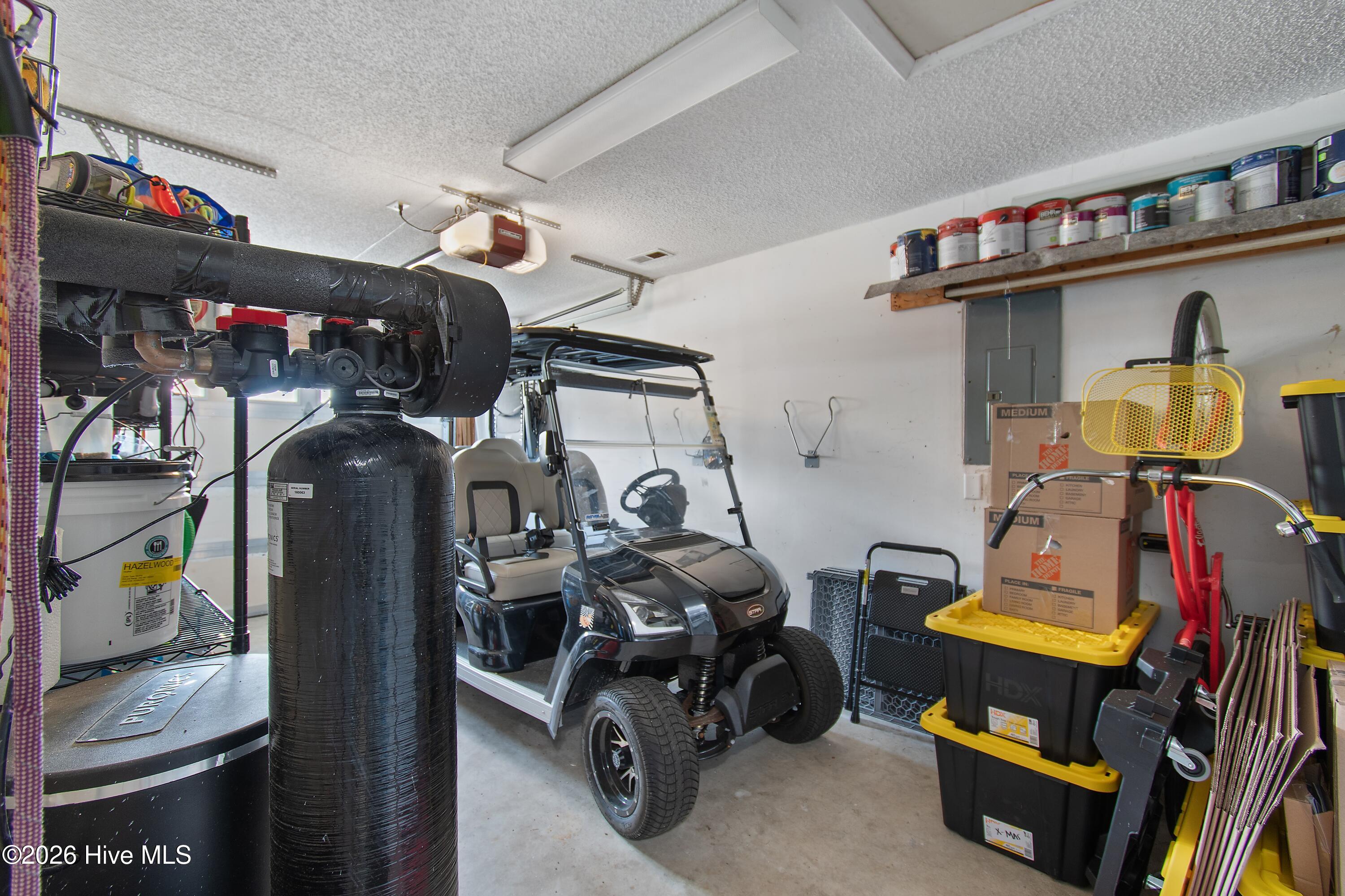 100570489 | Photo 52