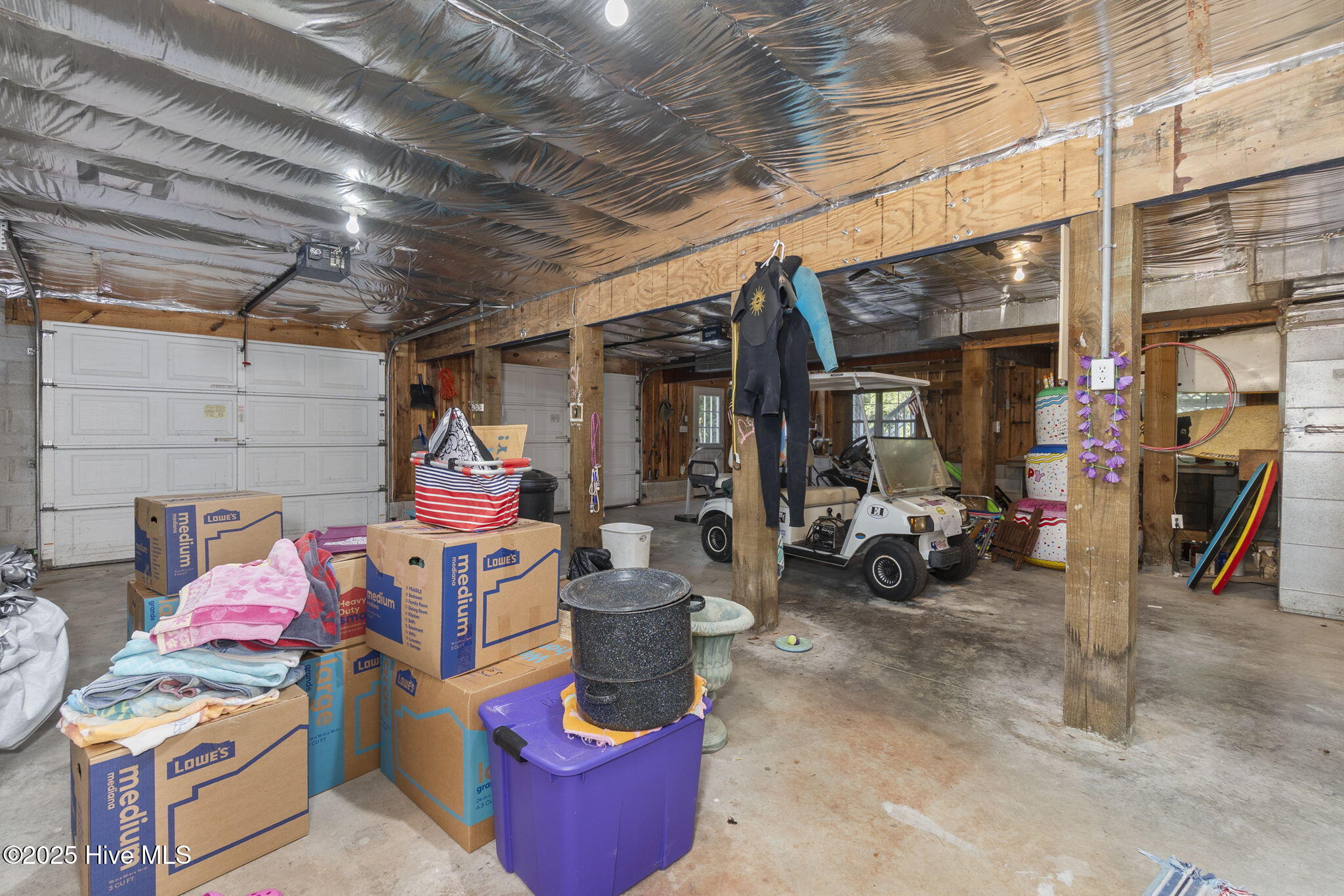 100516943 | Photo 38