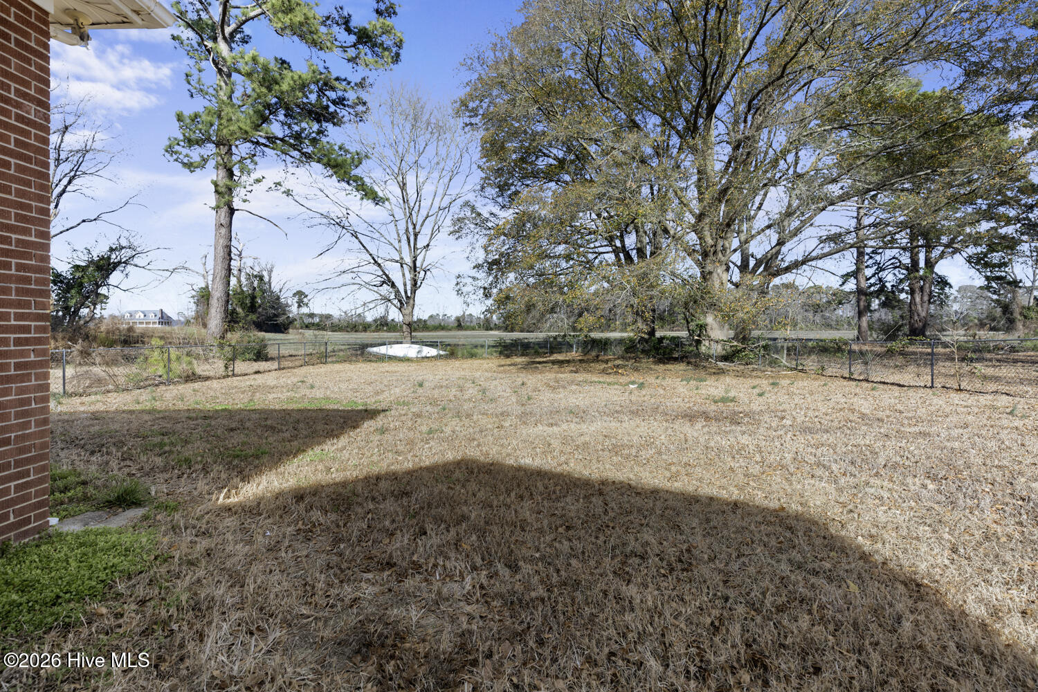 100549019 | Photo 28