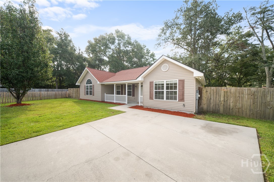 Photo 2 of Single family home for sale at 100 Front Run Pl, Pembroke, GA 31321 | MLS# SA363660 | Listing updated on 2026-10-03