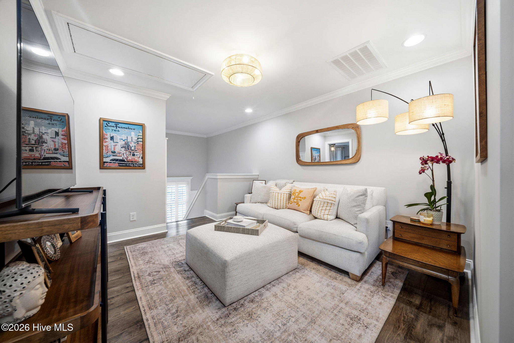 100565702 | Photo 24