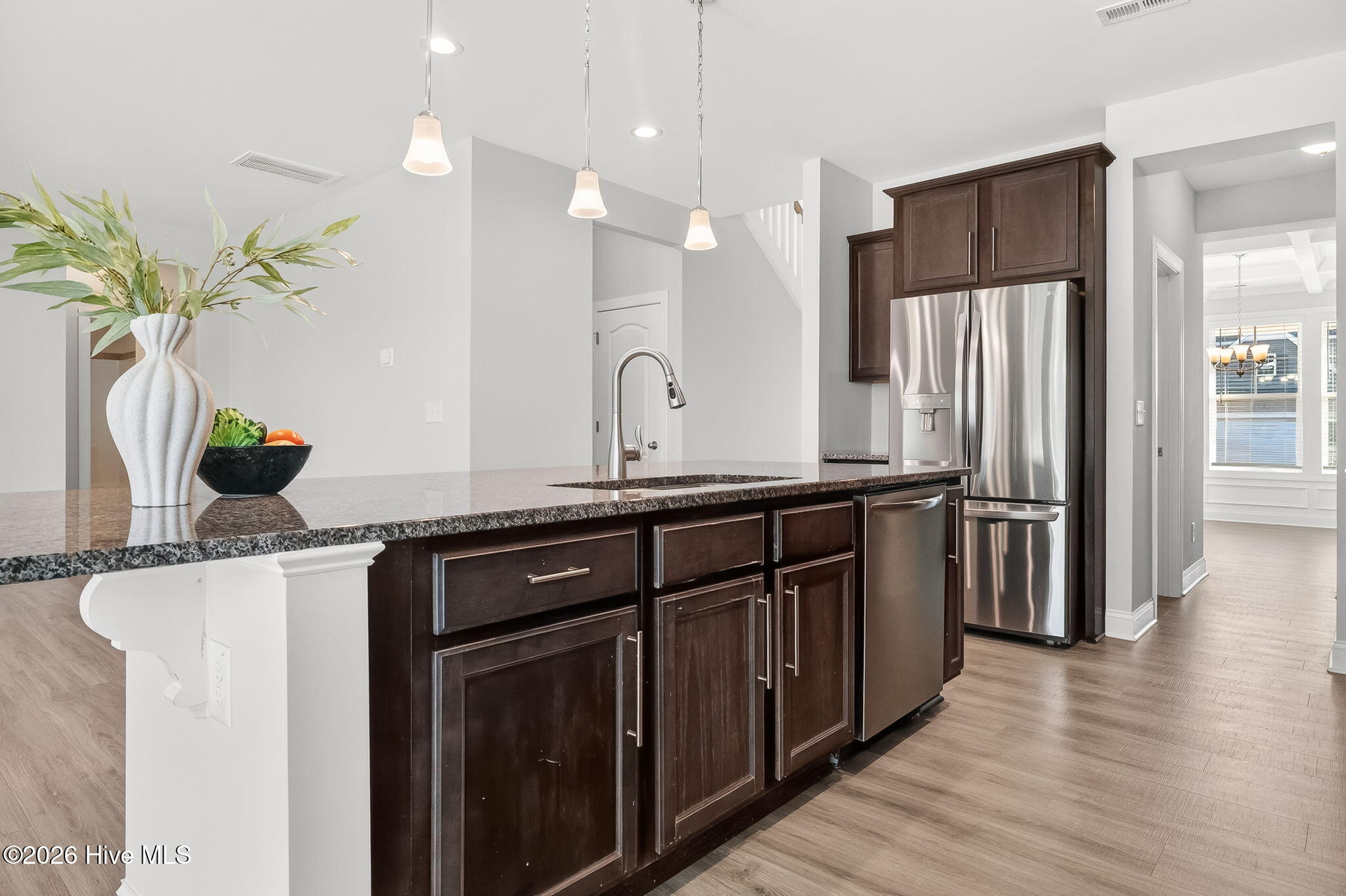Over-Sized Granite Kitchen