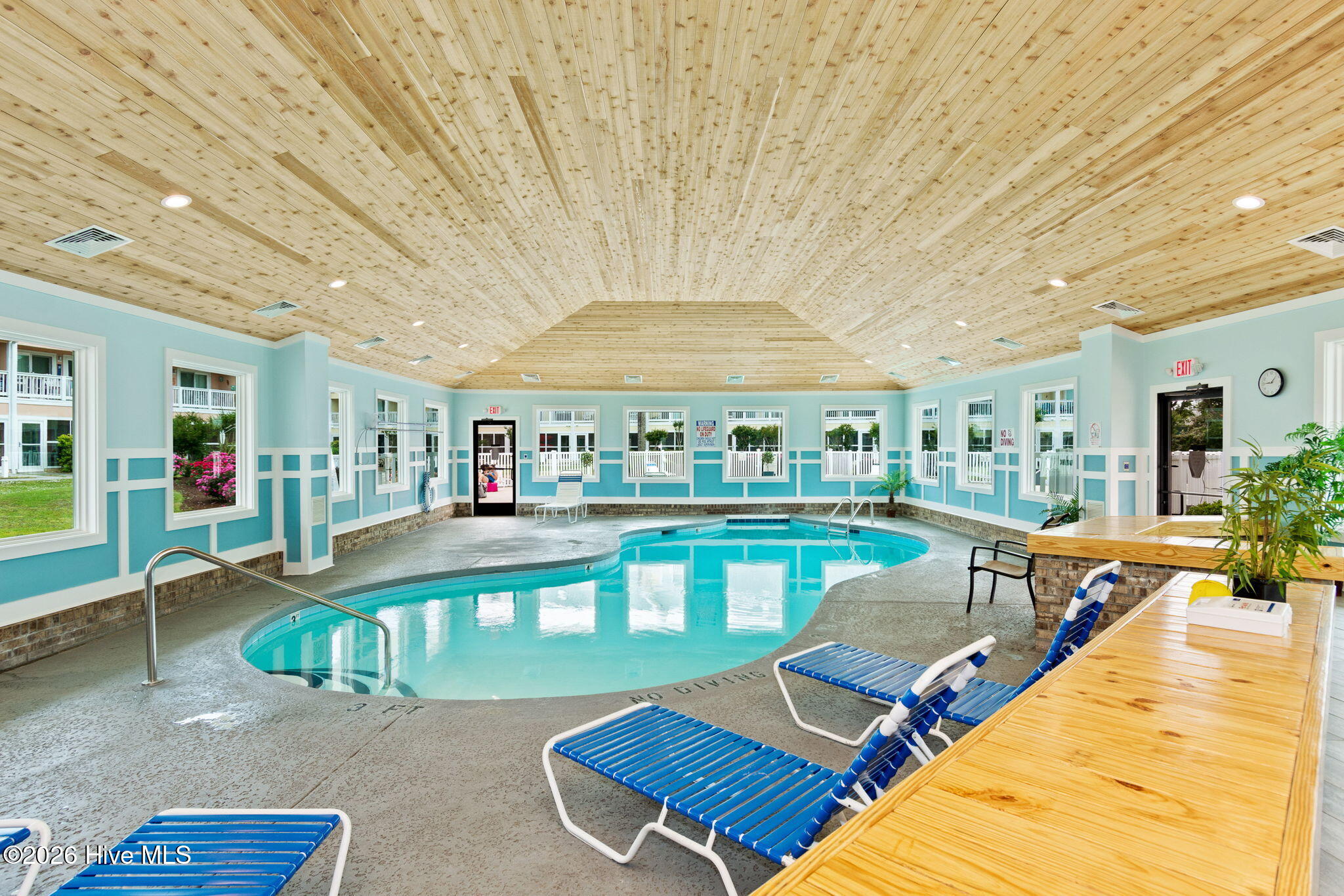 100557606 | Photo 29