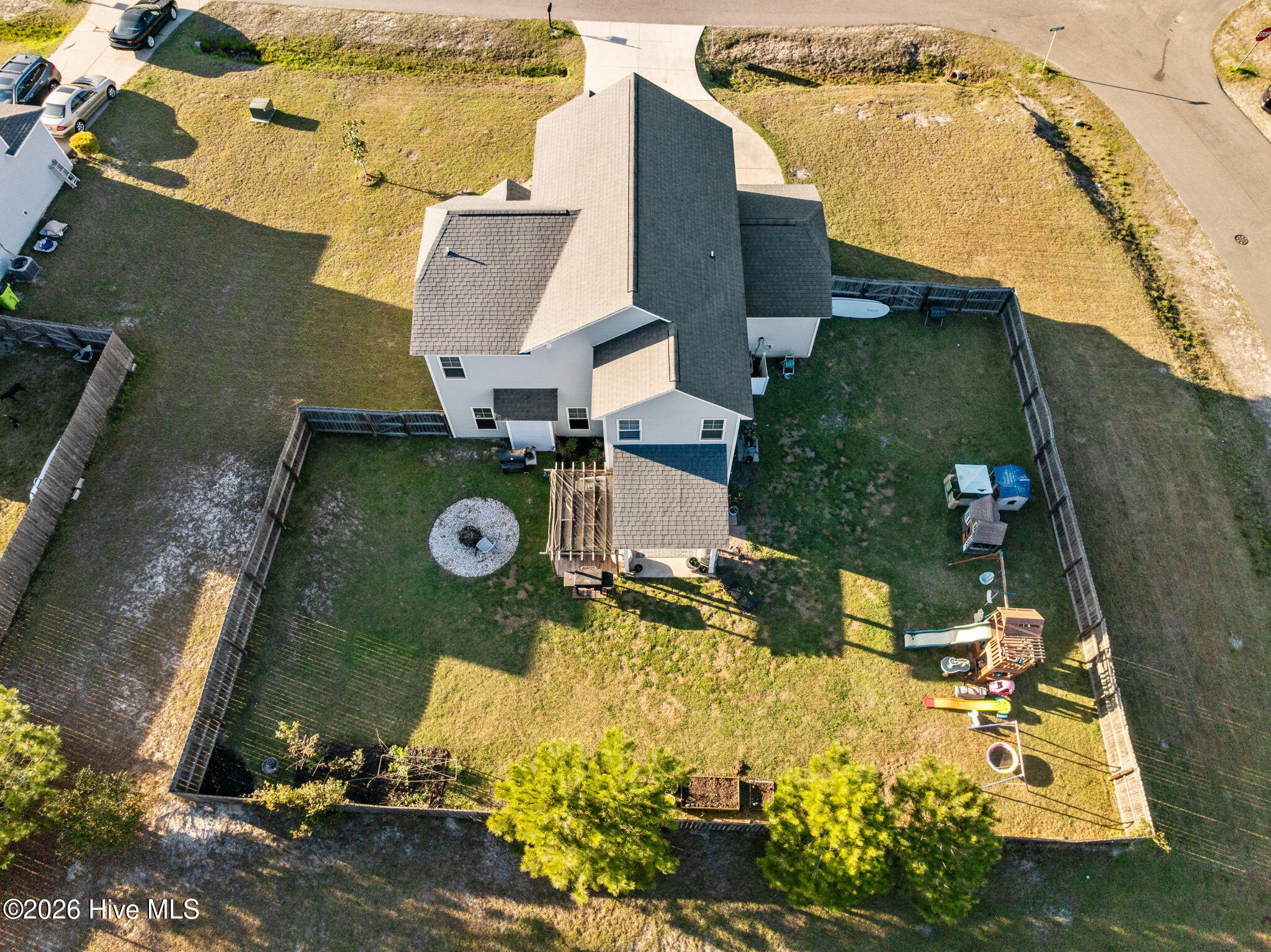 100564258 | Photo 46