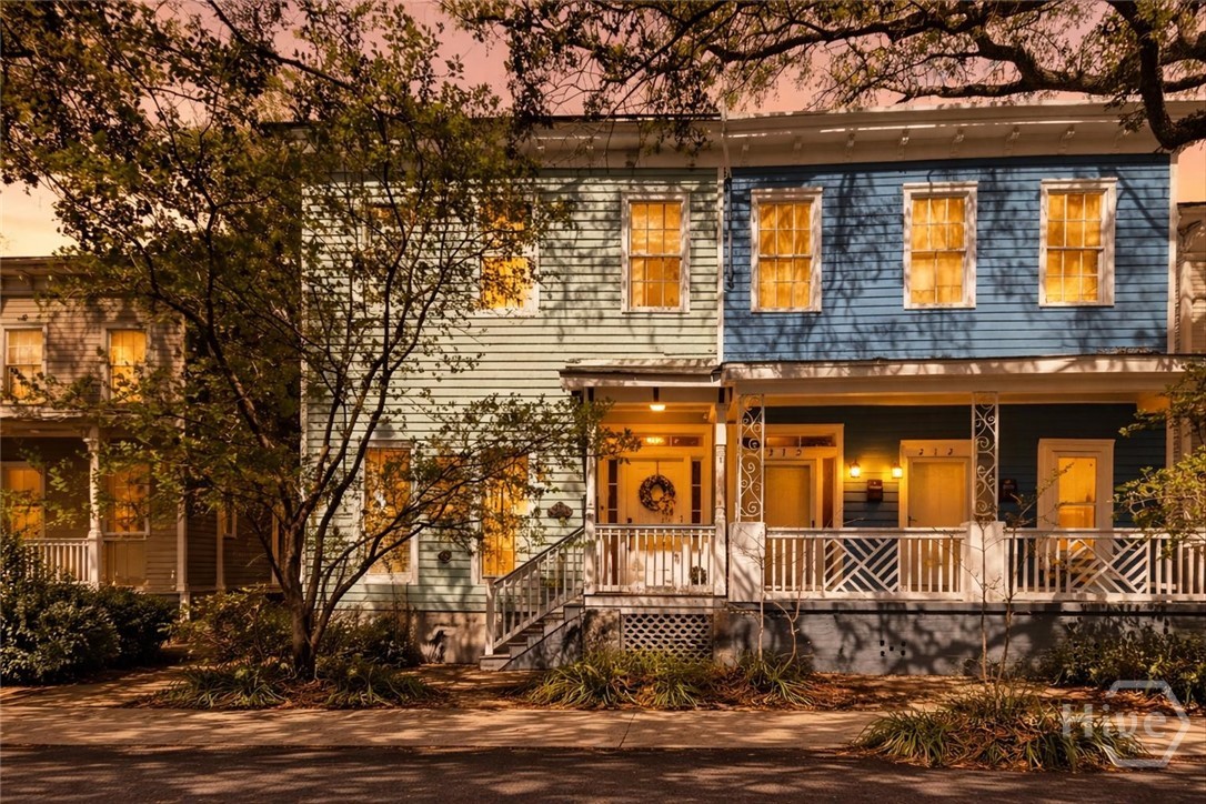 Homes for sale in Savannah, GA | 214 W W Duffy St, Savannah, GA 31401 | MLS# SA353890