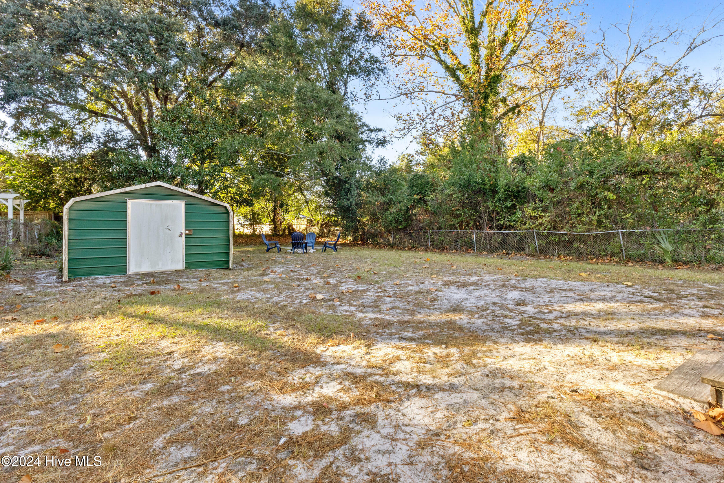 100528375 | Photo 28