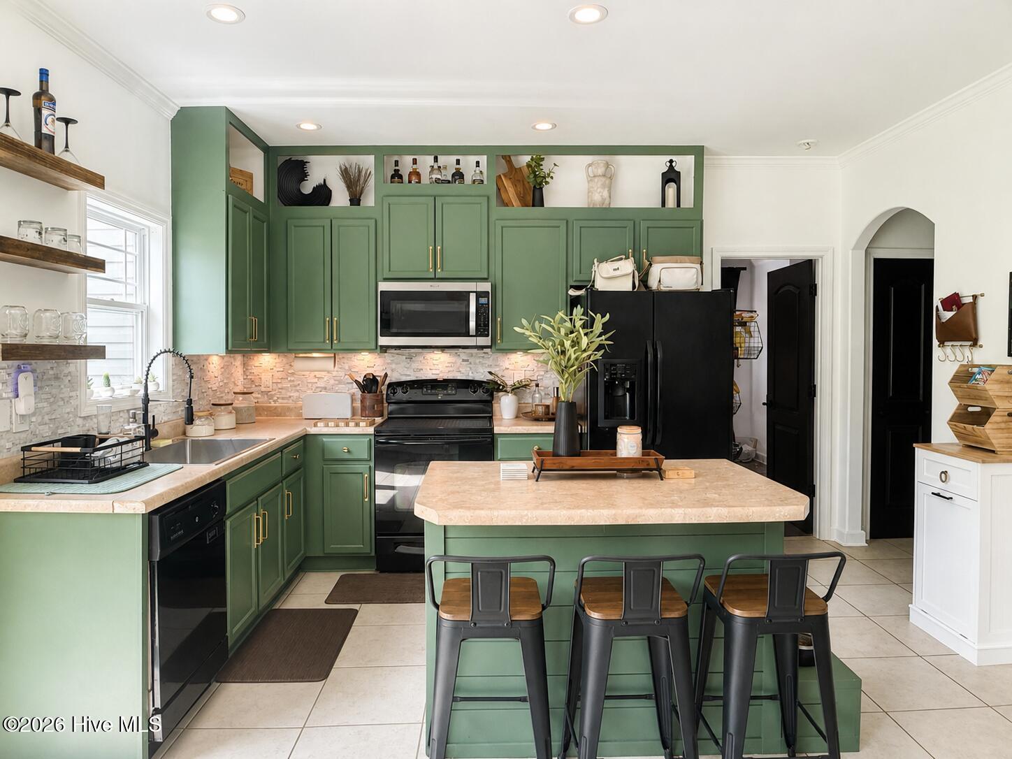 121 Blueberry Fields Road,Maple Hill