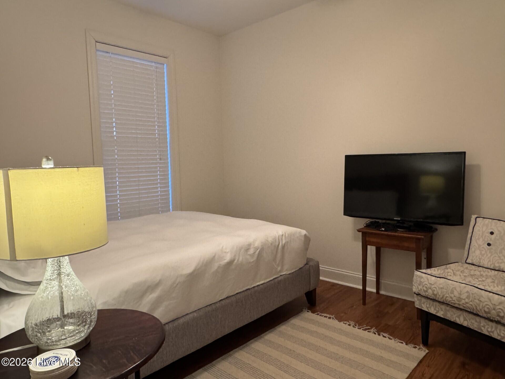 100551647 | Photo 11