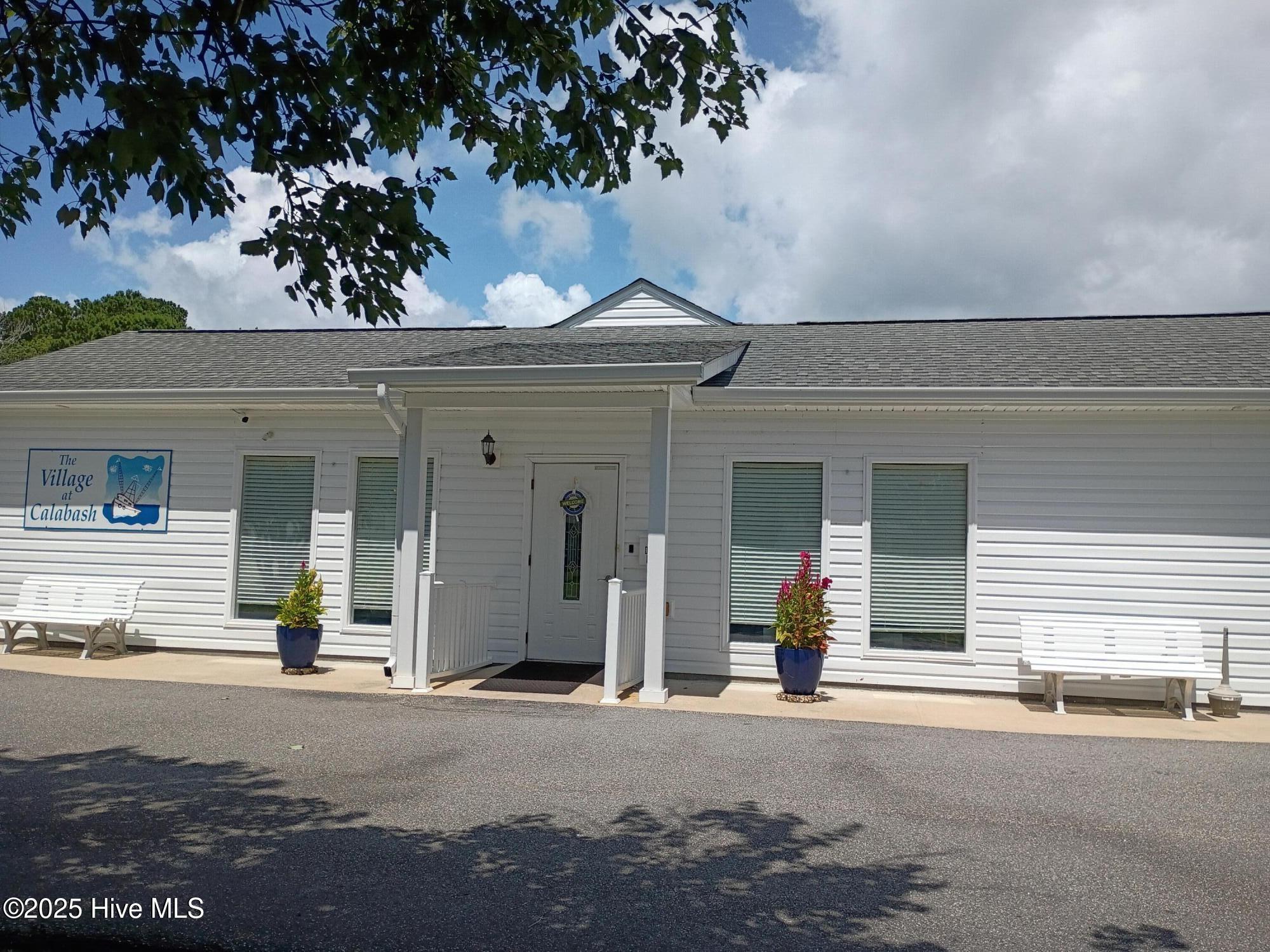 100557460 | Photo 15