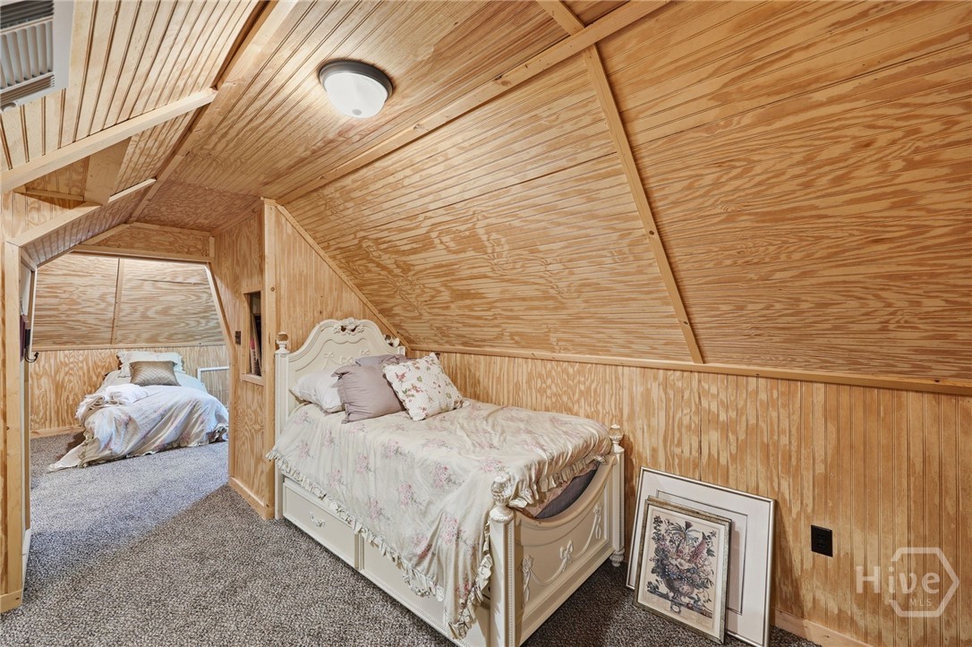 Fourth bedroom & living area & walk in closet