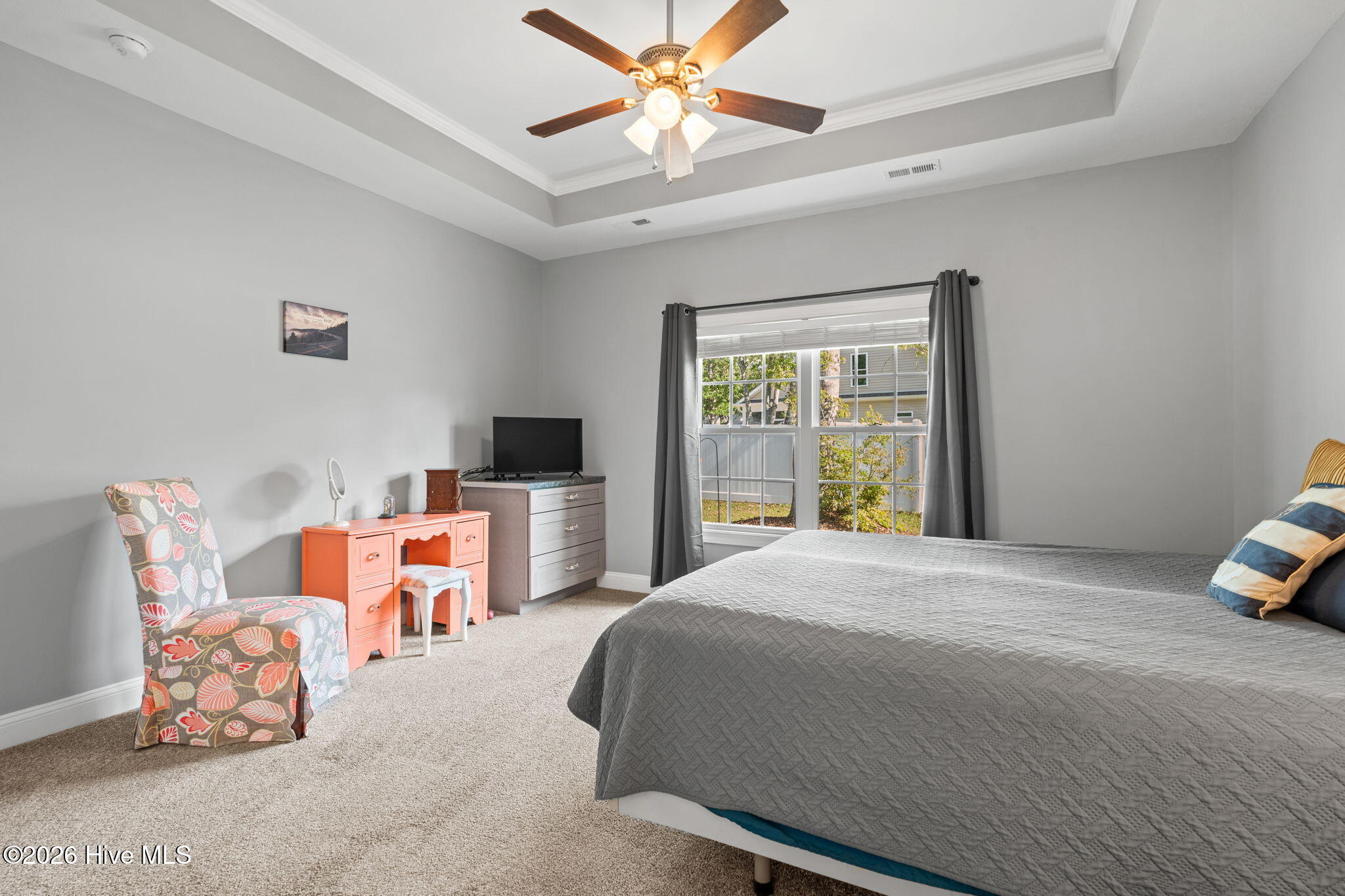 100568140 | Photo 19