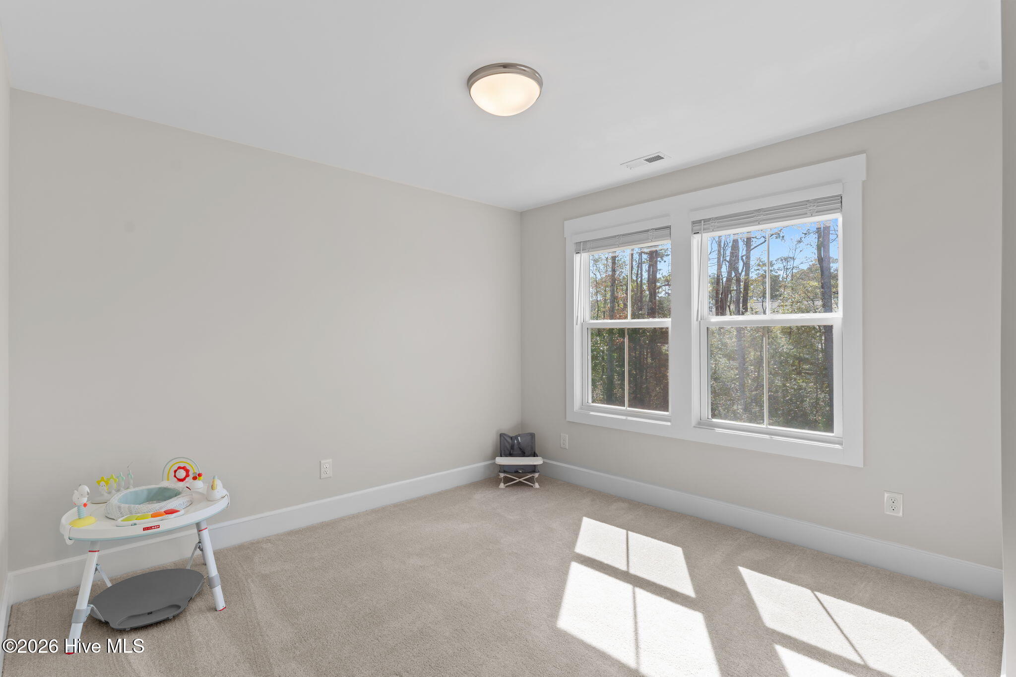 100555424 | Photo 26