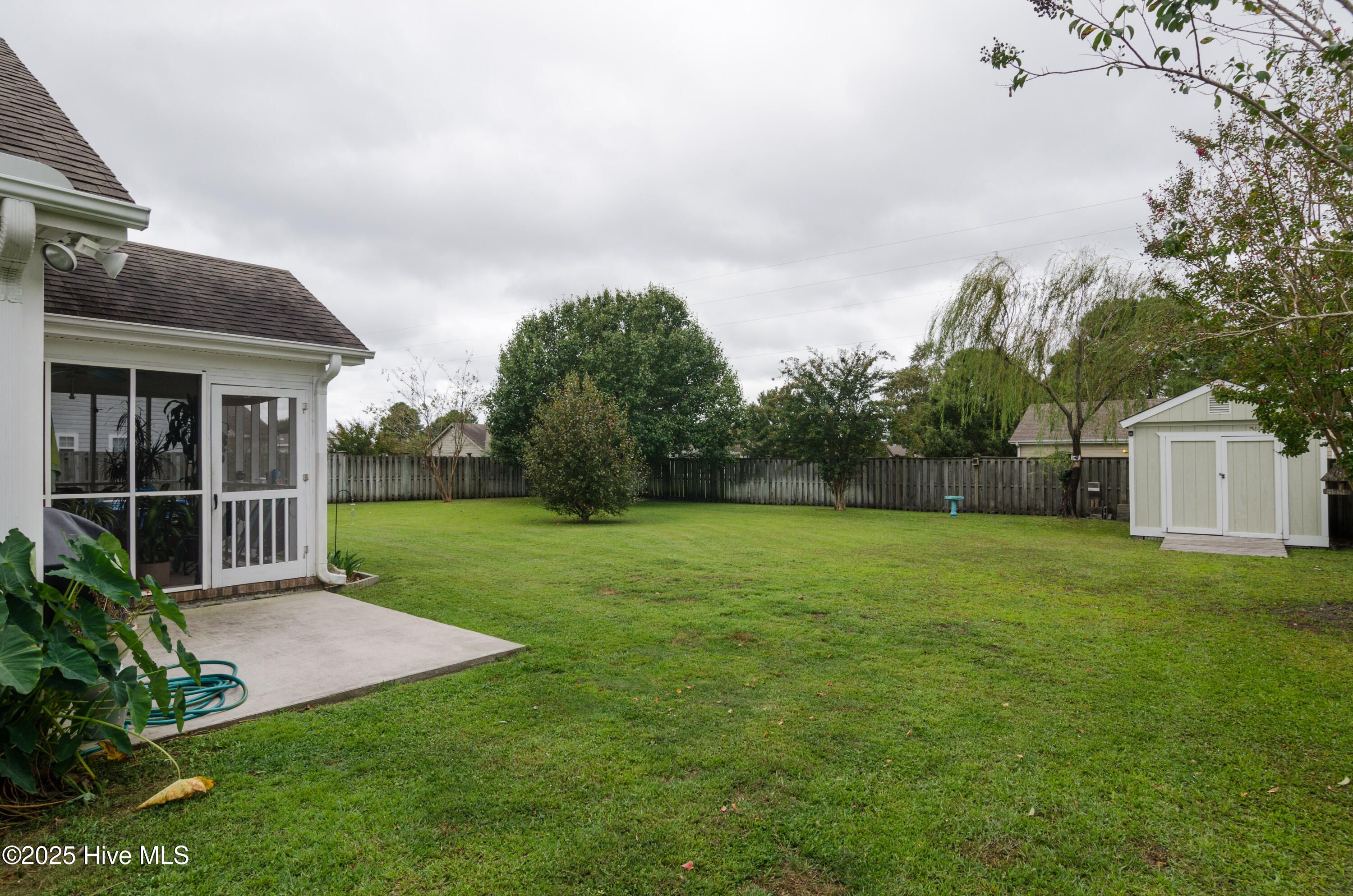 100562250 | Photo 20