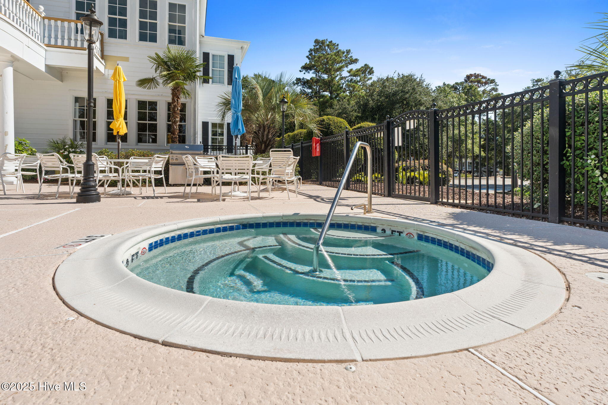 100549580 | Photo 80