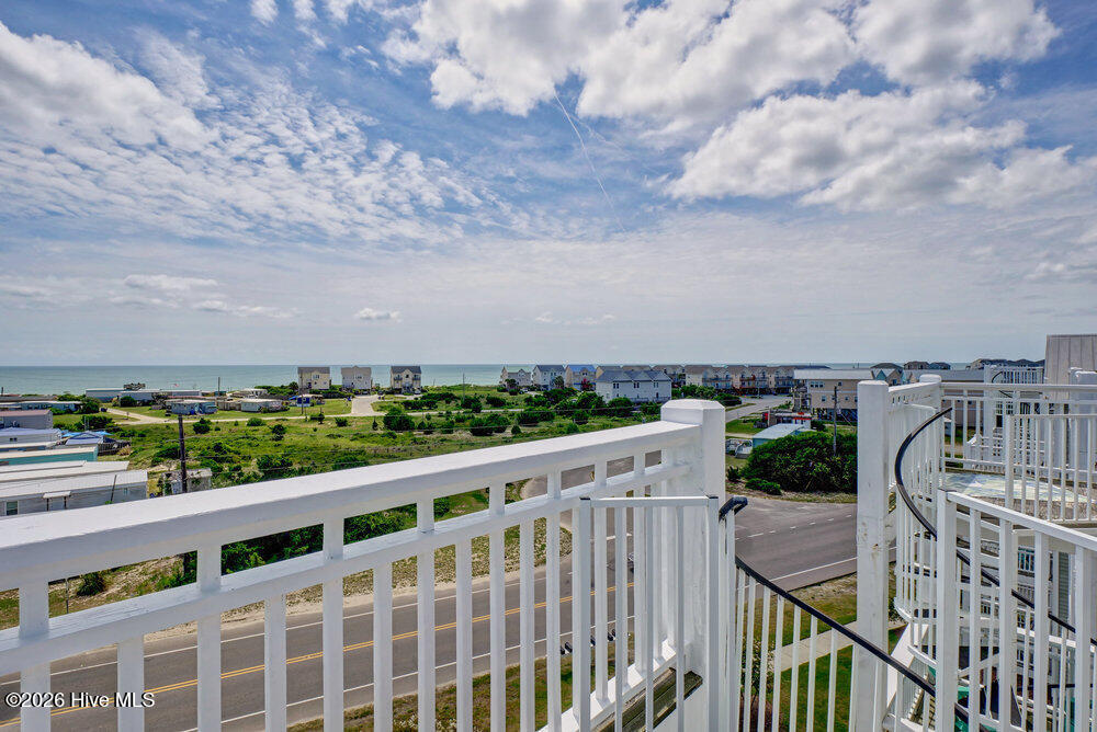 100550510 | Photo 29