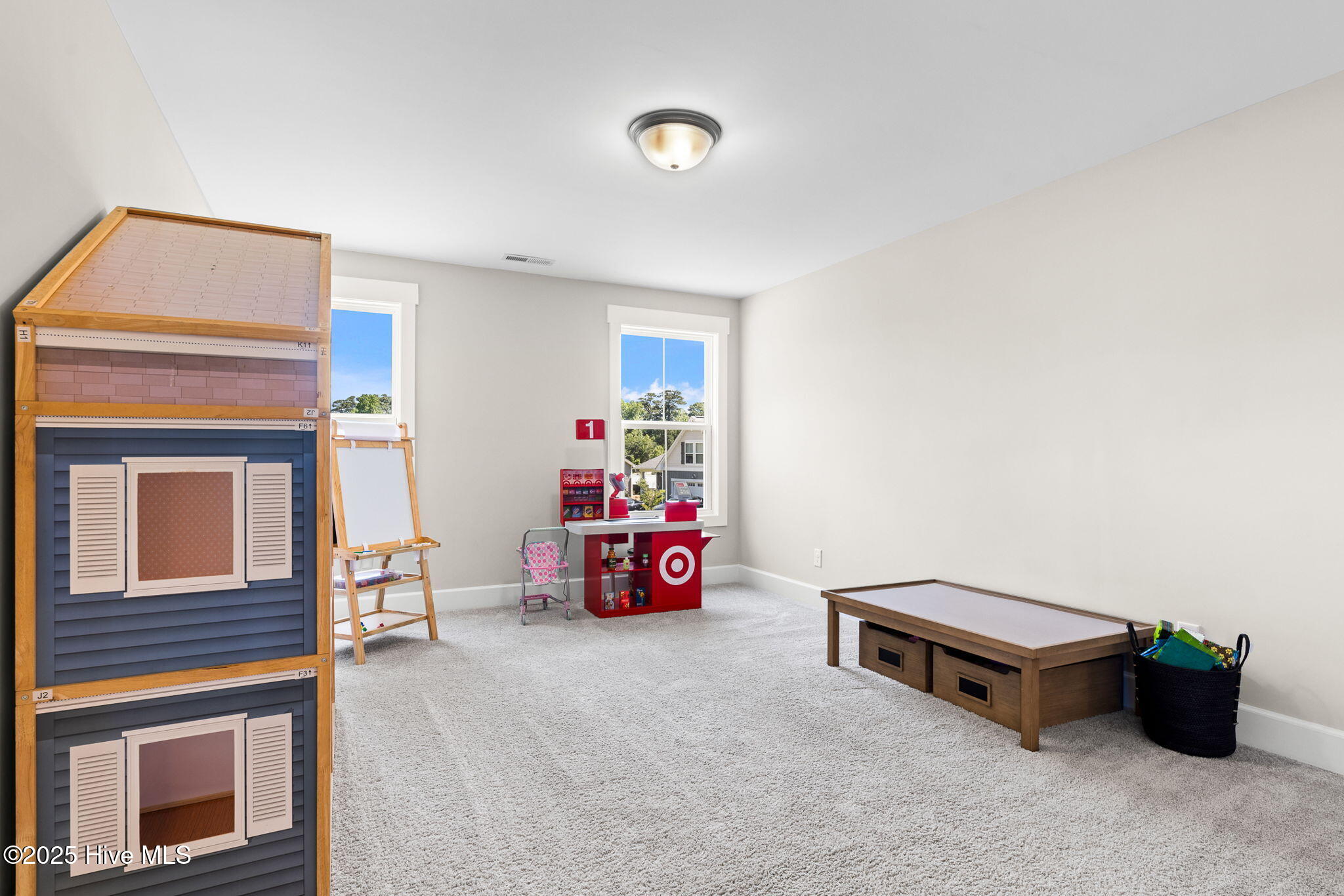 100547304 | Photo 27