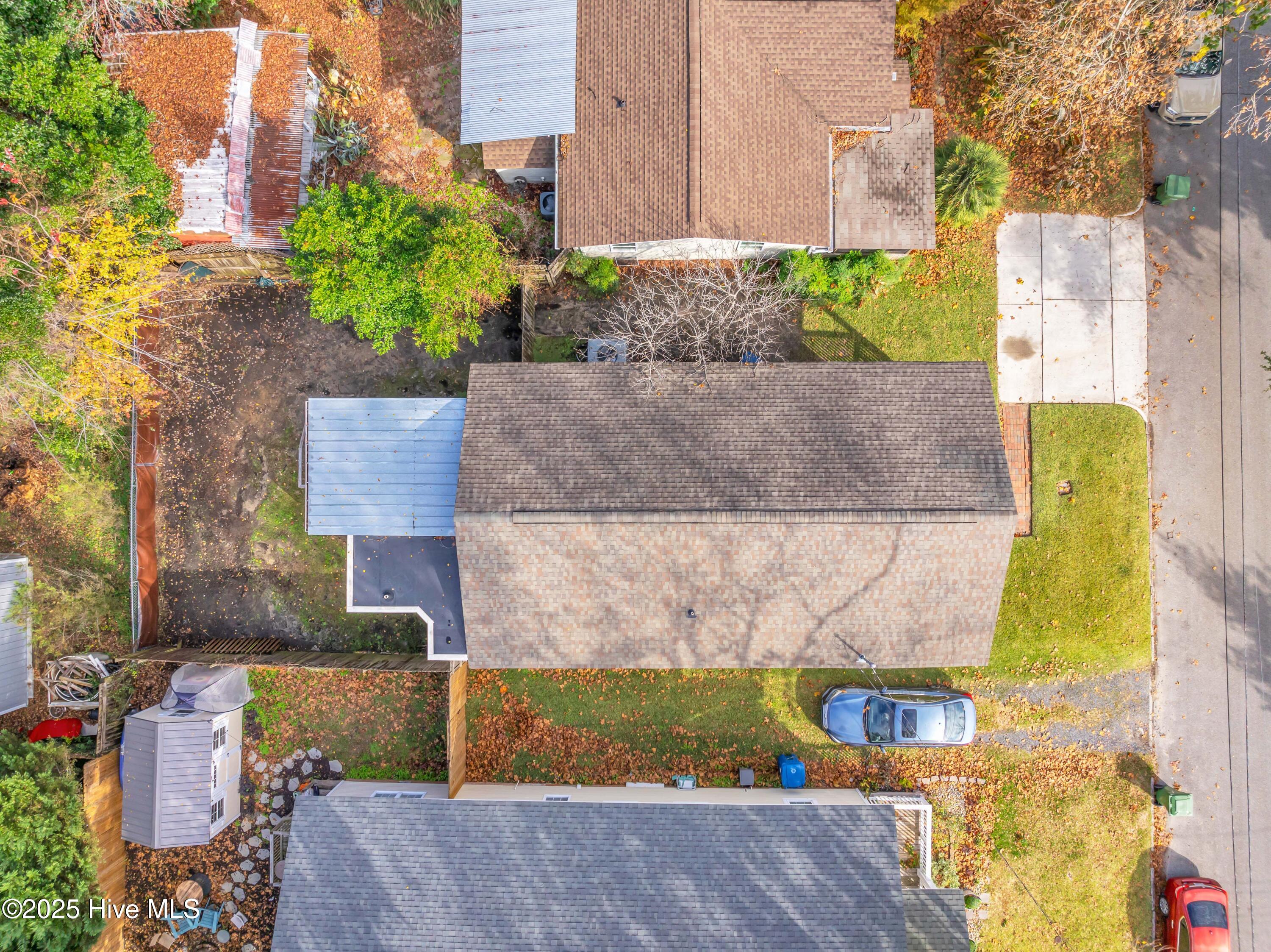 100543945 | Photo 31