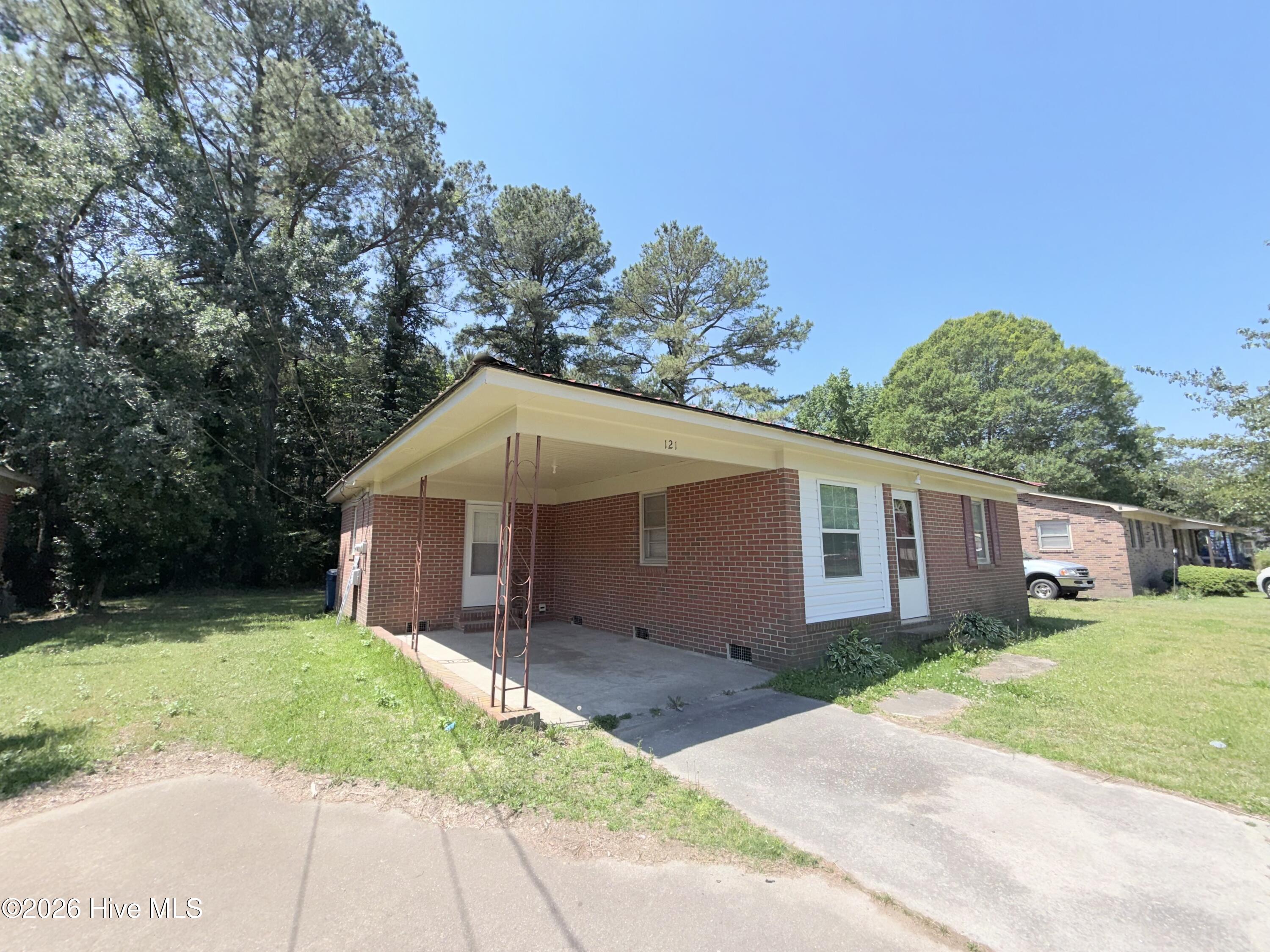 Homes for sale in Plymouth, NC | 121 Anne St, Plymouth, NC 27962 | MLS# 100575146