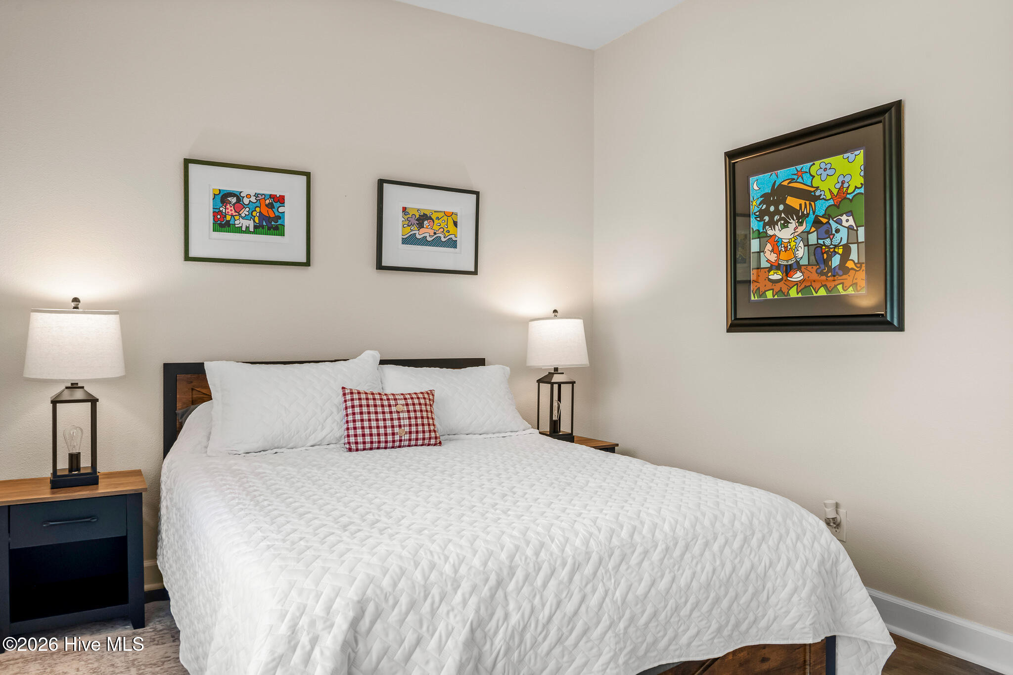 100568438 | Photo 39