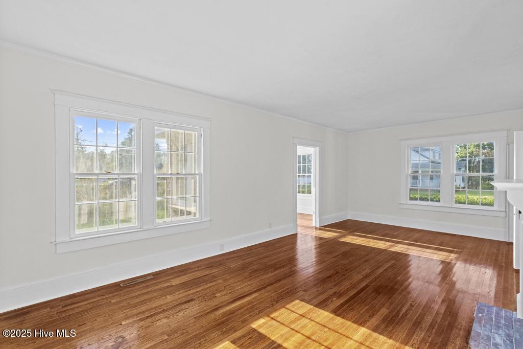 860 Main Street,Bayboro