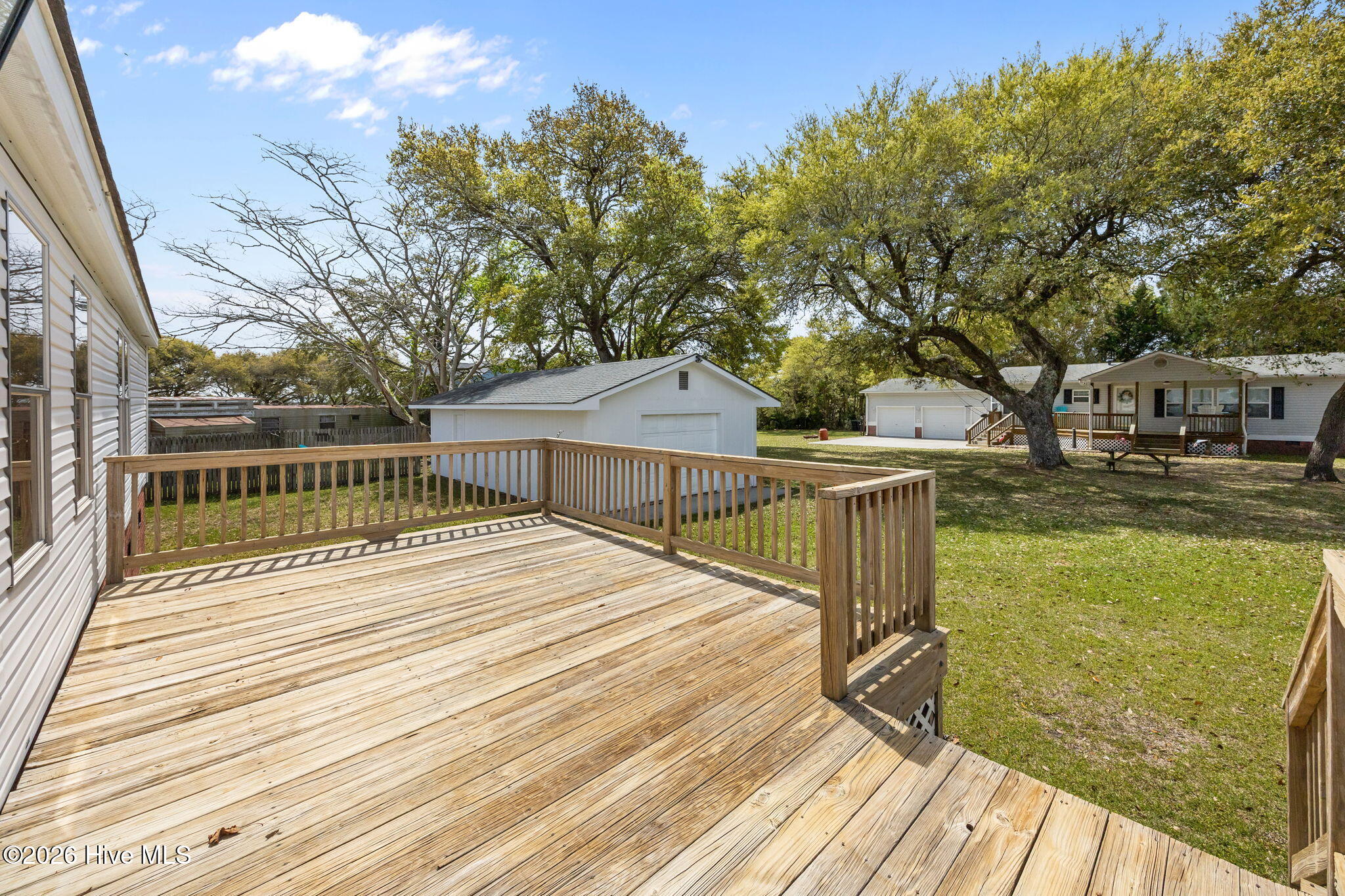 100566757 | Photo 36