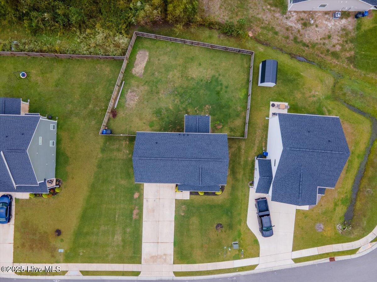 100537341 | Photo 42