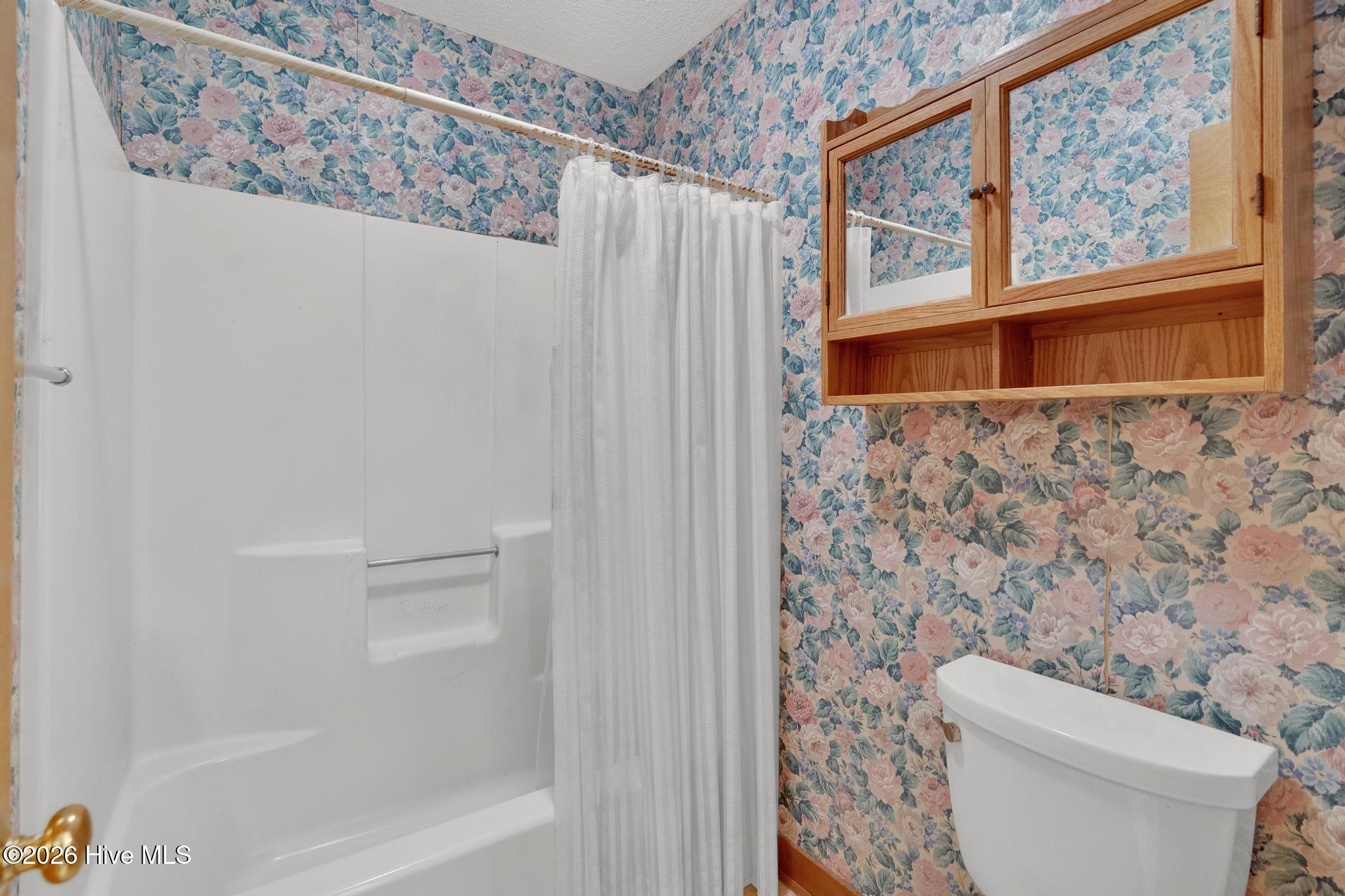 100561696 | Photo 41