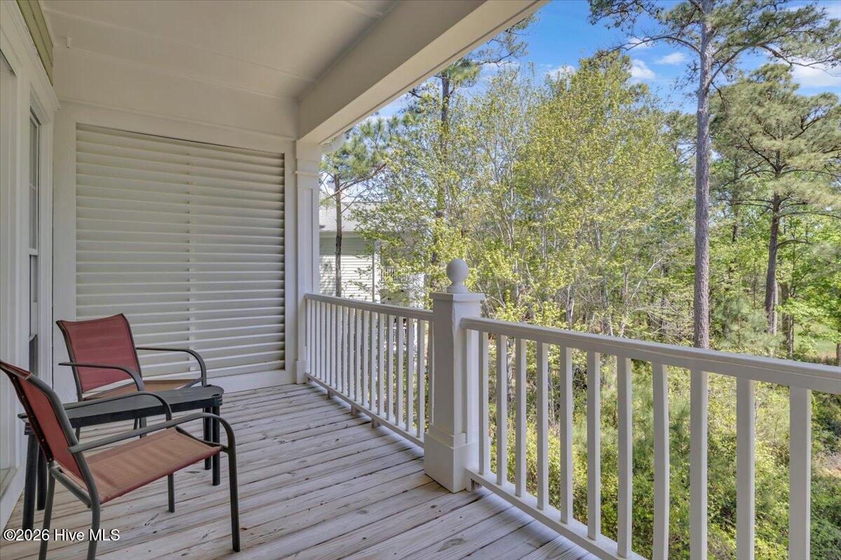 100566244 | Photo 28