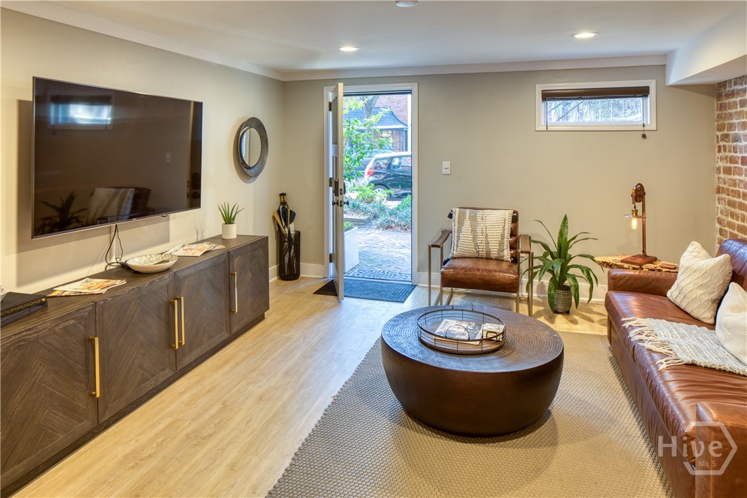 108 W Jones Street, Savannah, GA, 31401