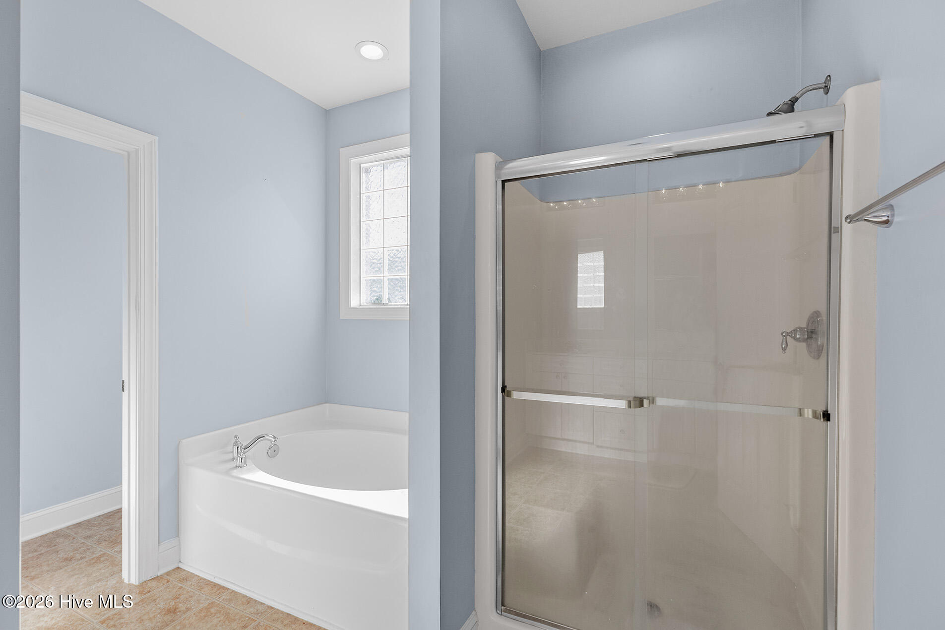 100569629 | Photo 19