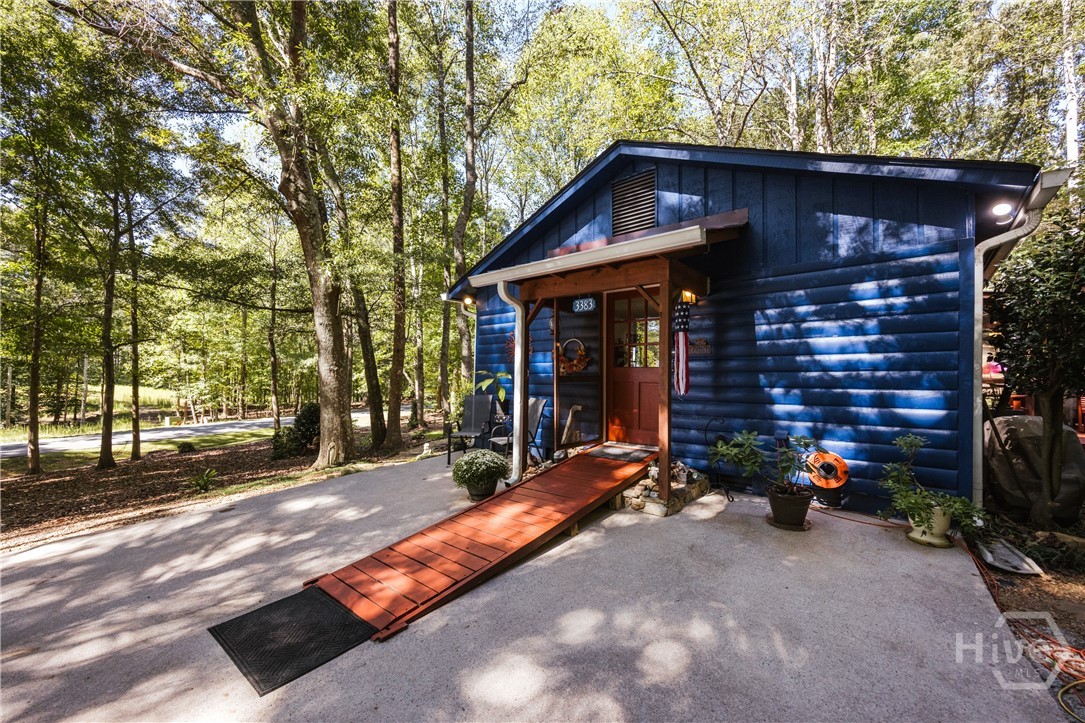 3383 Wolf Drive