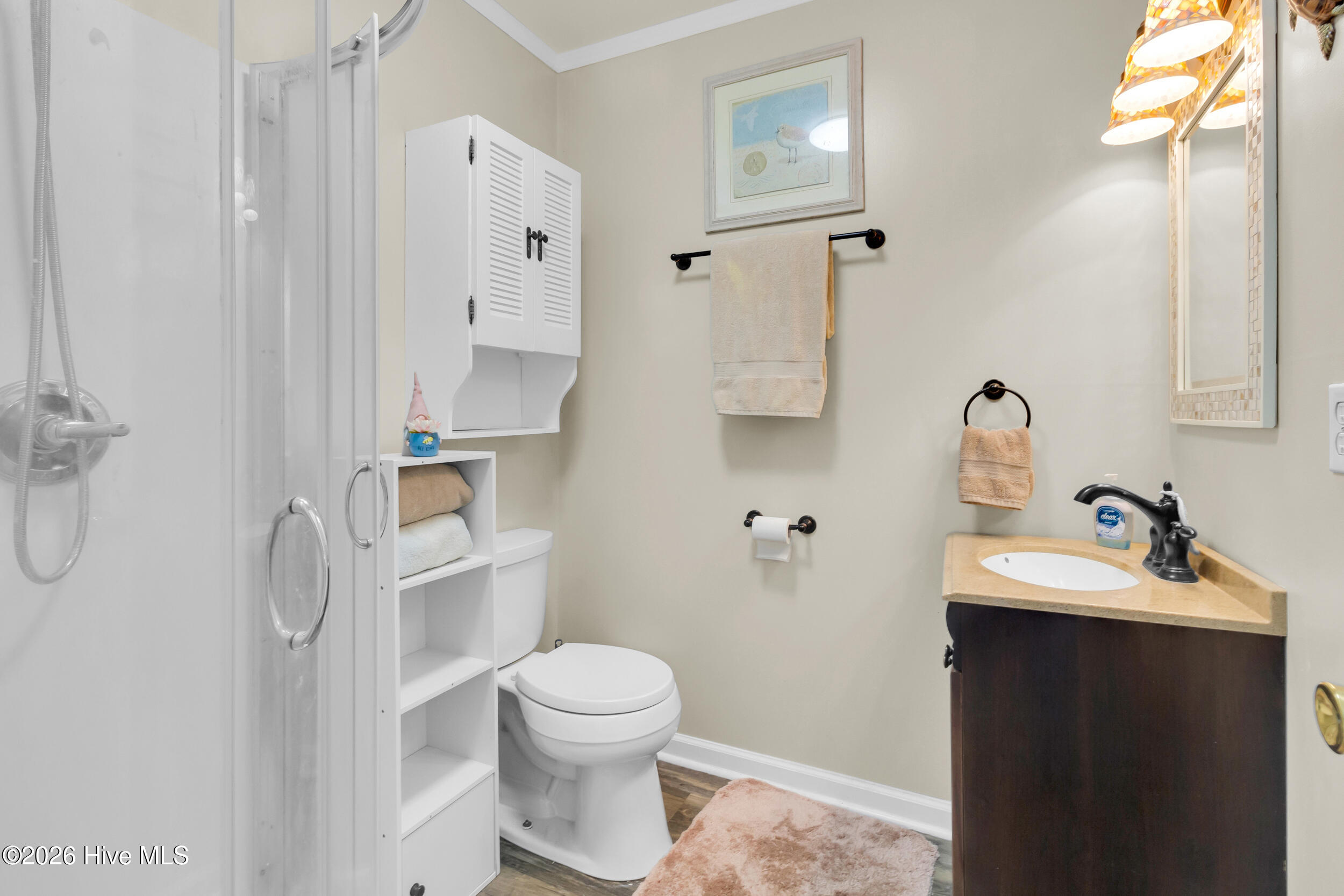 100560097 | Photo 15