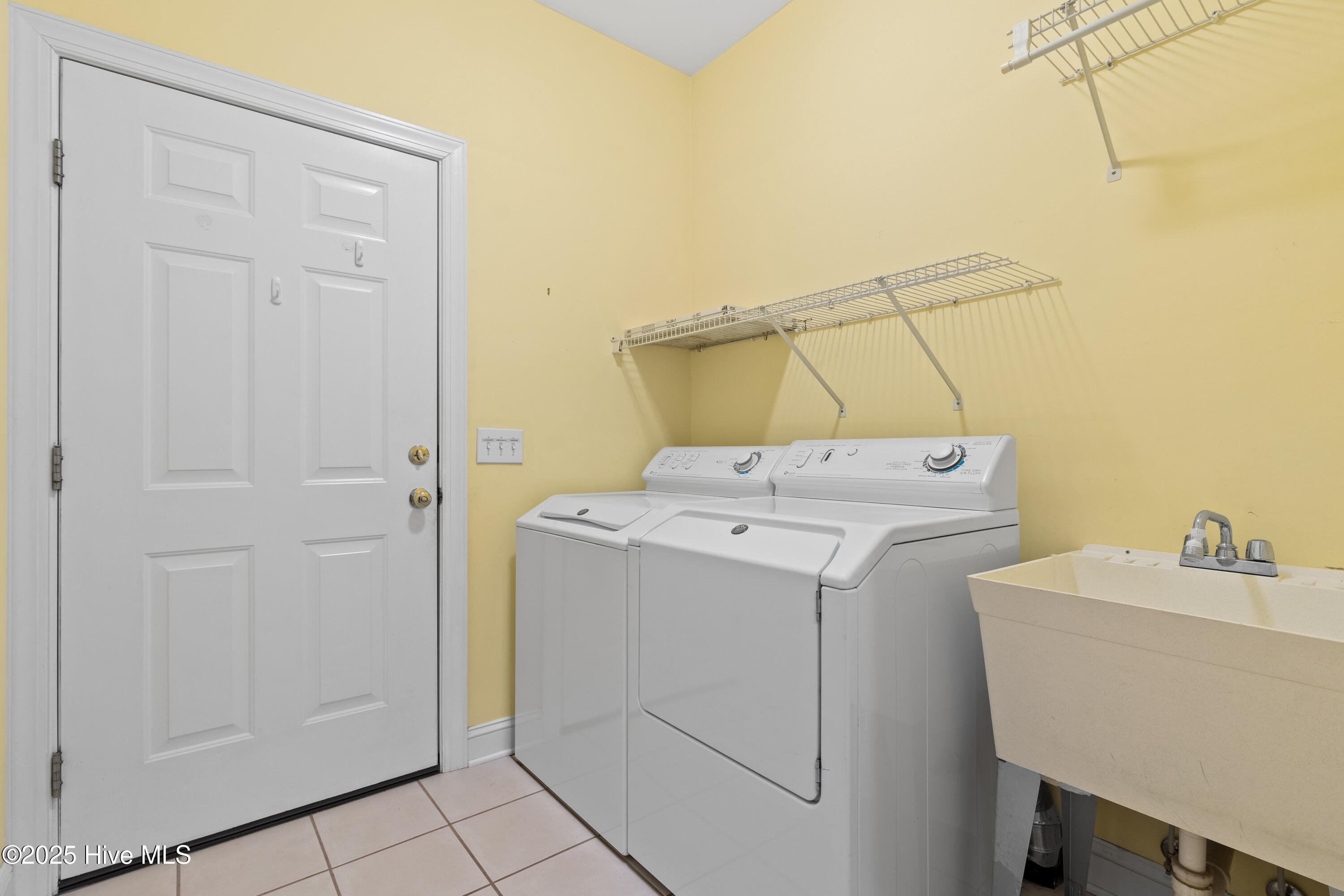 100513652 | Photo 21