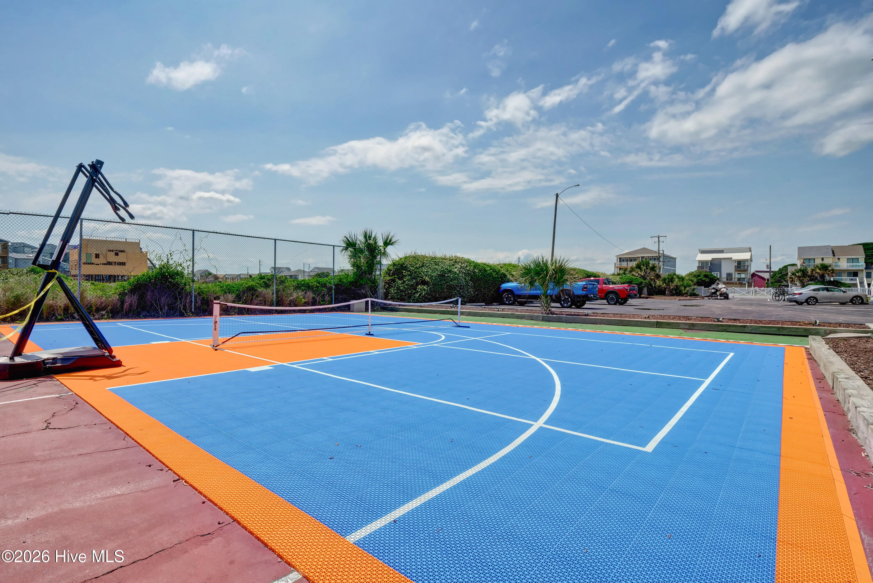 100550859 | Photo 38