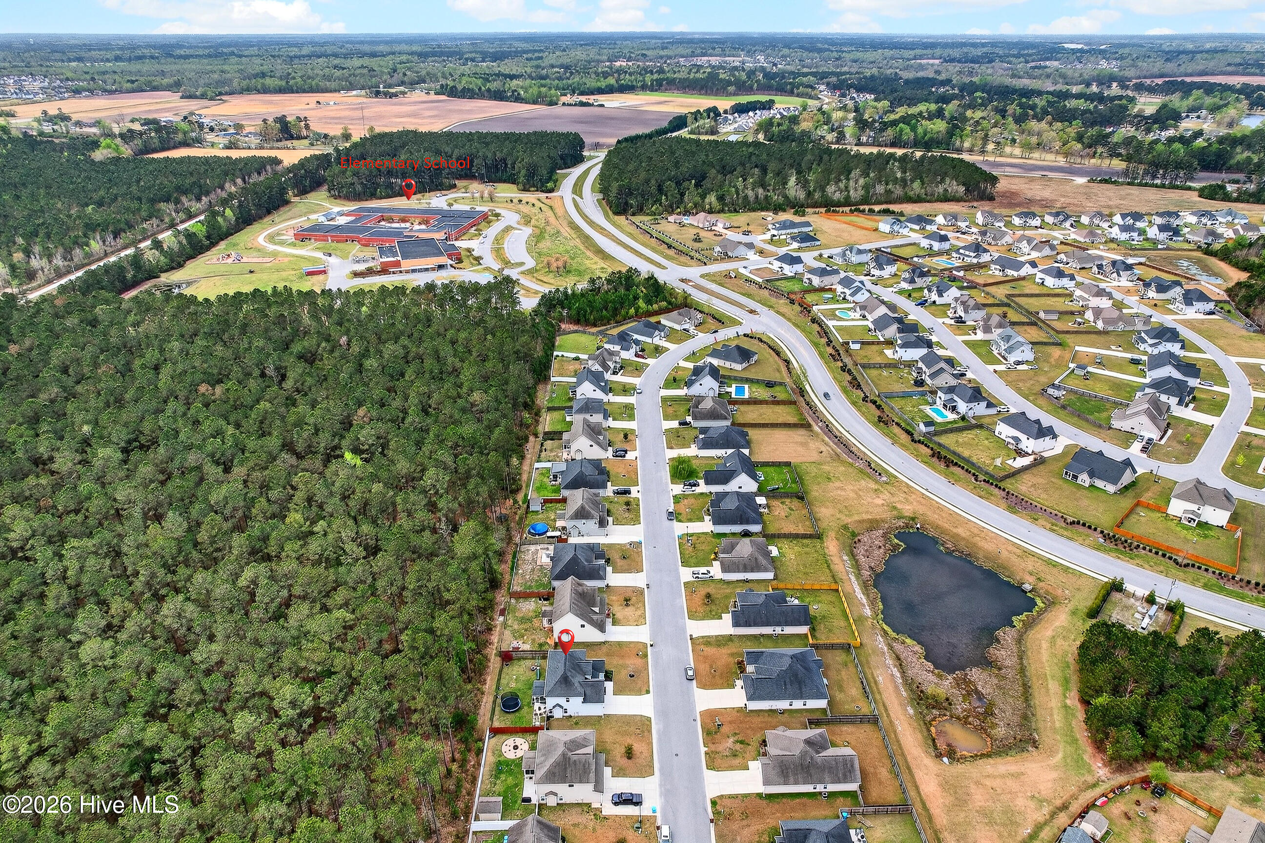 100564730 | Photo 42